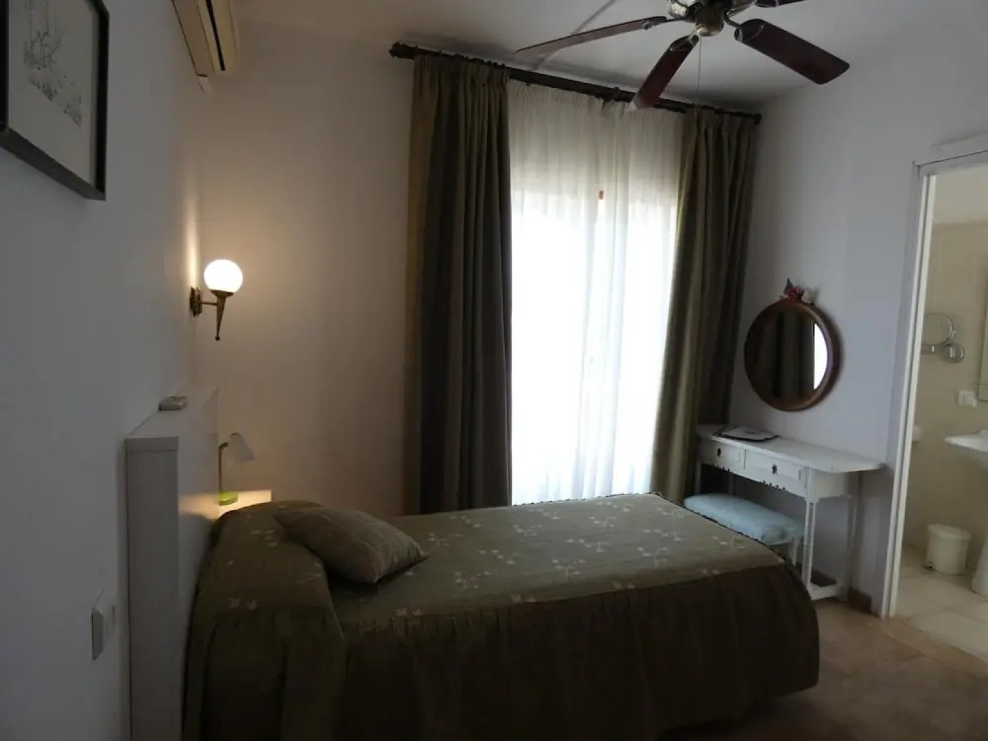 Hostal Port Fornells - Adults Only