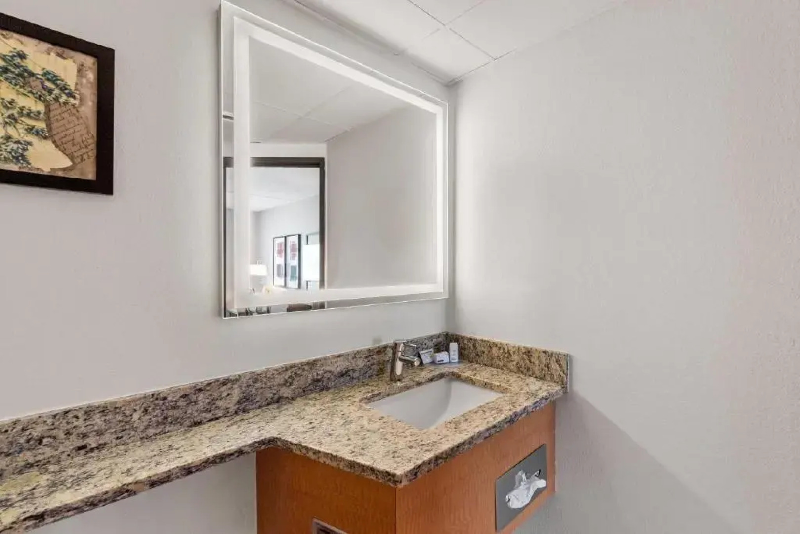 AmericInn by Wyndham Crookston U of M Crookston