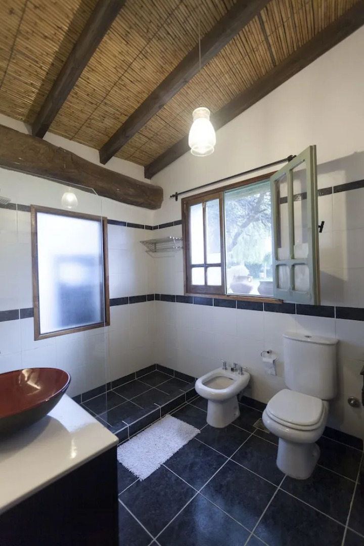 El Porvenir Casa de Bodega