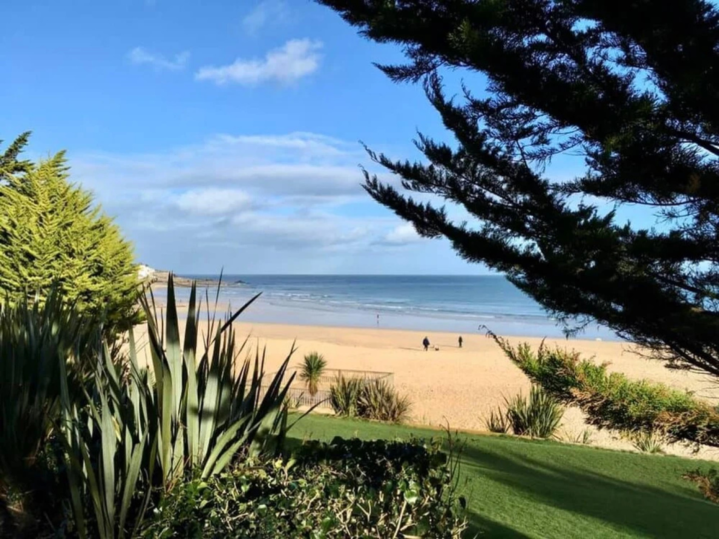 Wellspring Cottage nr Kynance Cove
