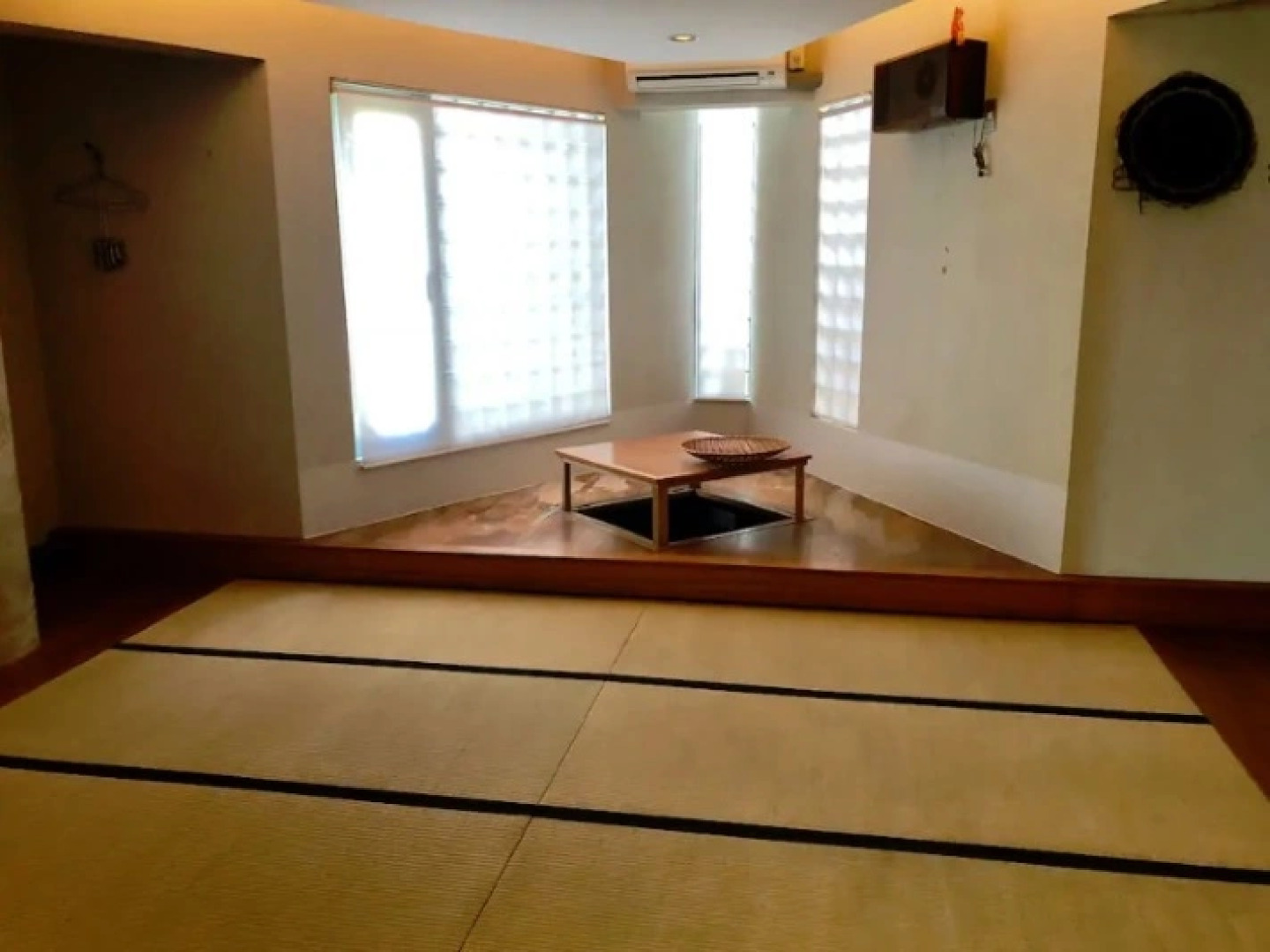 Rental Villa Octagonal Roof House in Taiji