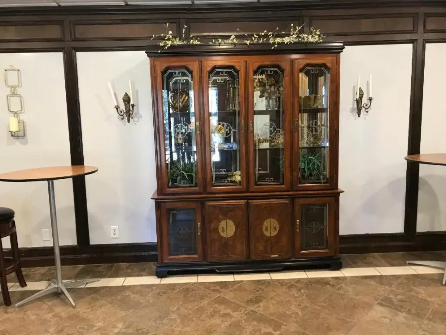 Hom Away Inn and Resort