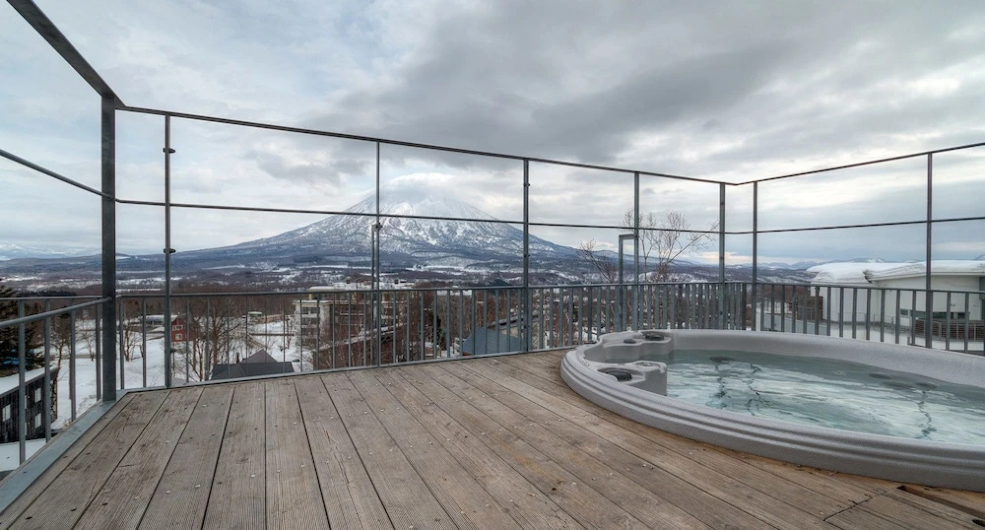 Kira Kira Suites by H2 Life