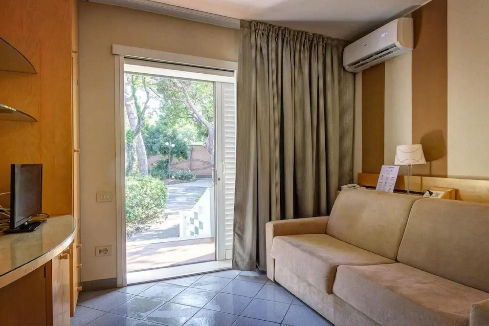 Bungalow in San Vincenzo With Pool