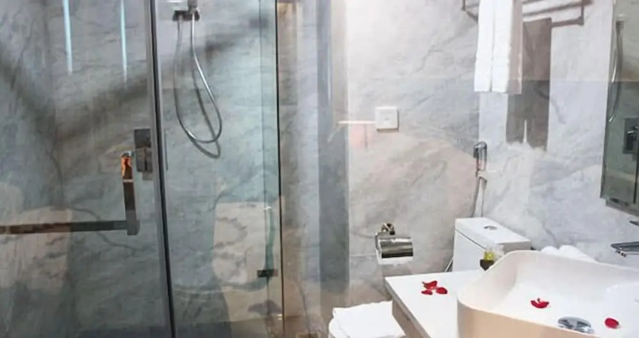 Holiday Cua Lo Hotel