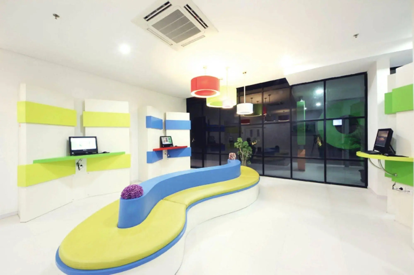 POP! Hotel Airport Jakarta