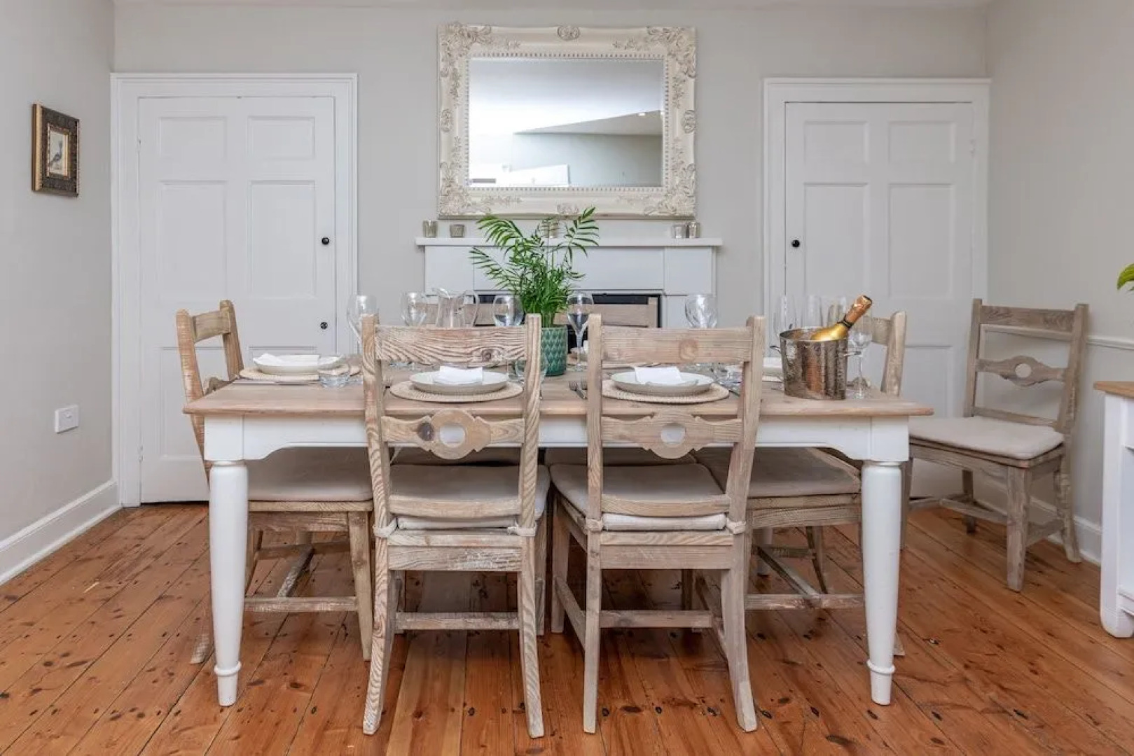 Seventeen The Town House