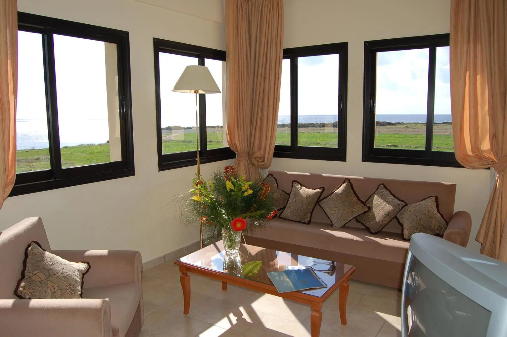 Panareti Coral Bay Hotel