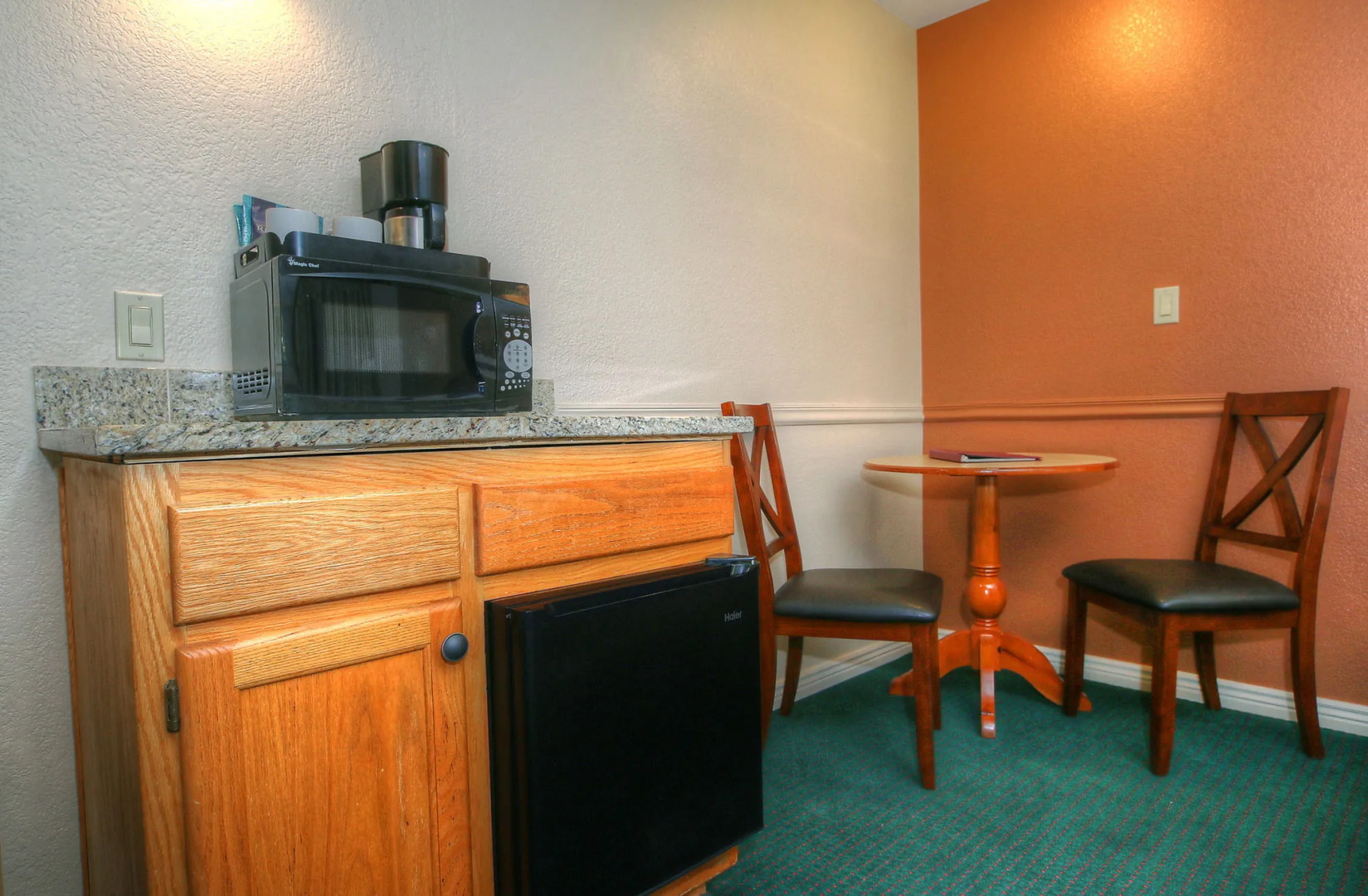 Majestic Mountain Inn