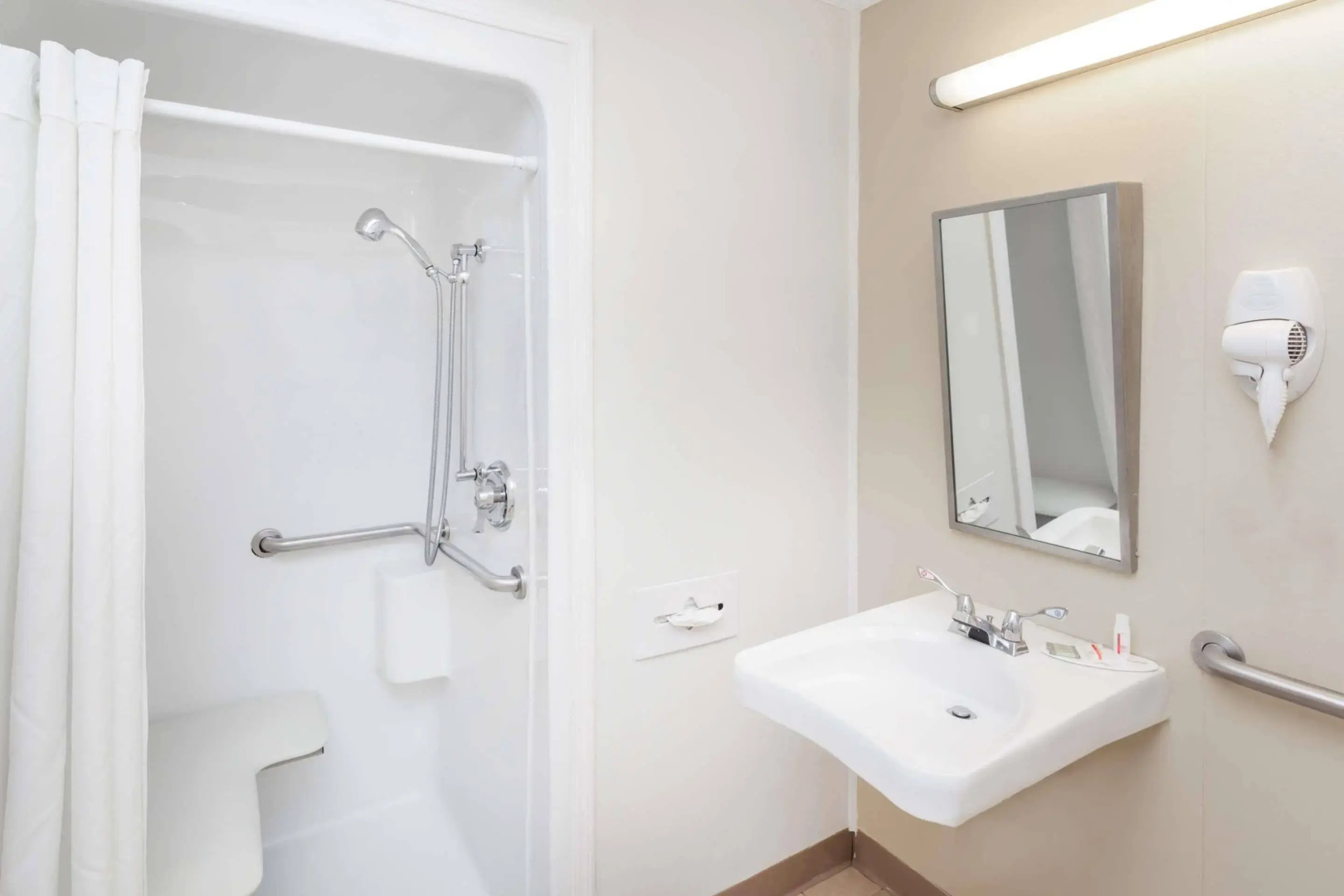 Quality Inn Mishawaka - South Bend