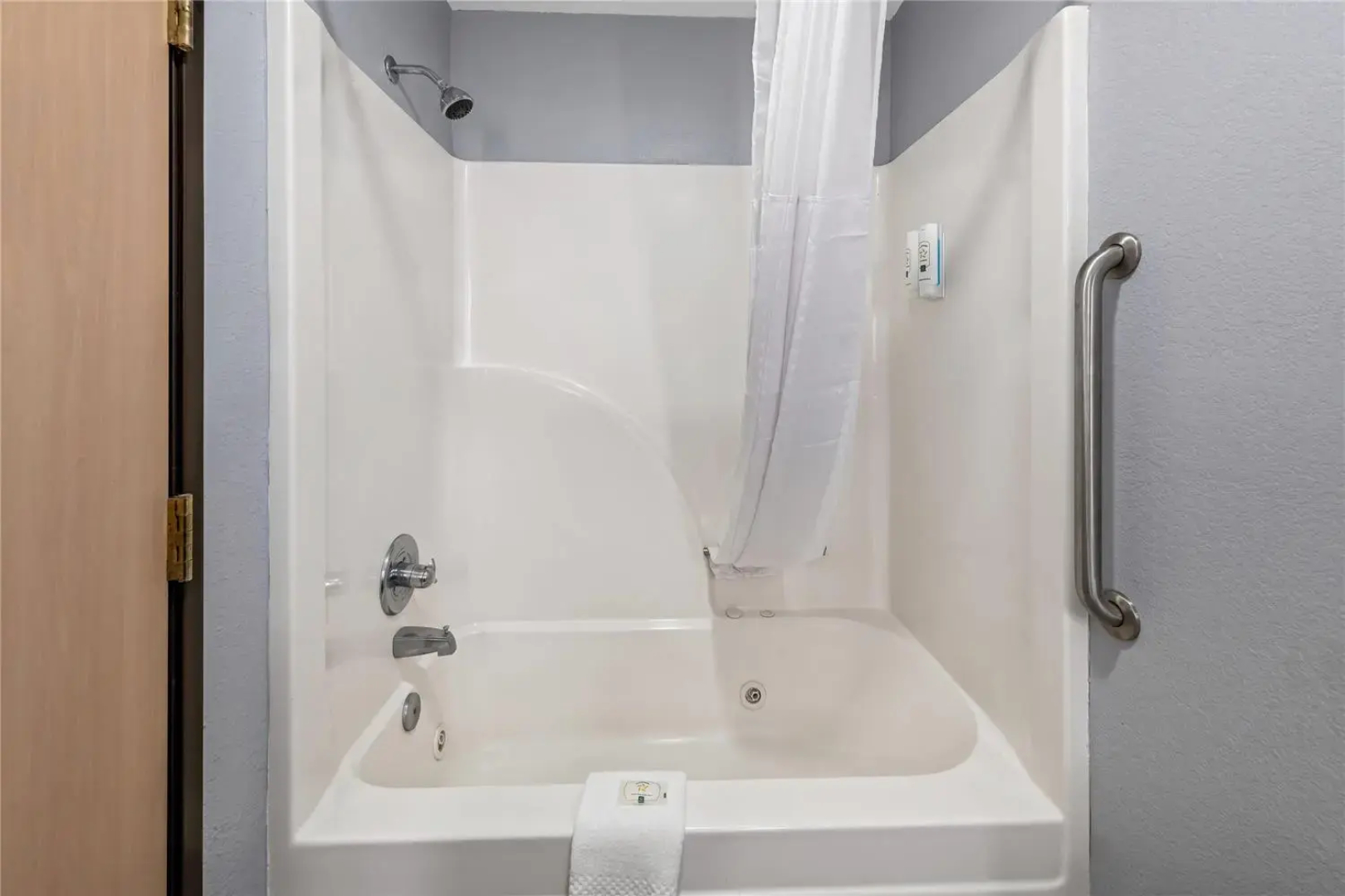 Quality Inn & Suites Manhattan