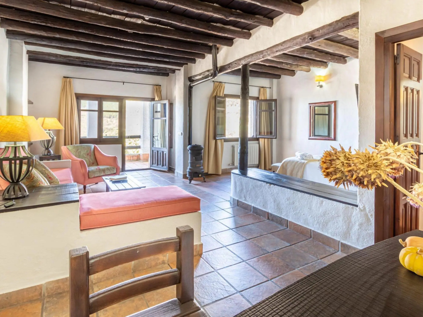 Tasteful apartment in Granada with shared pool