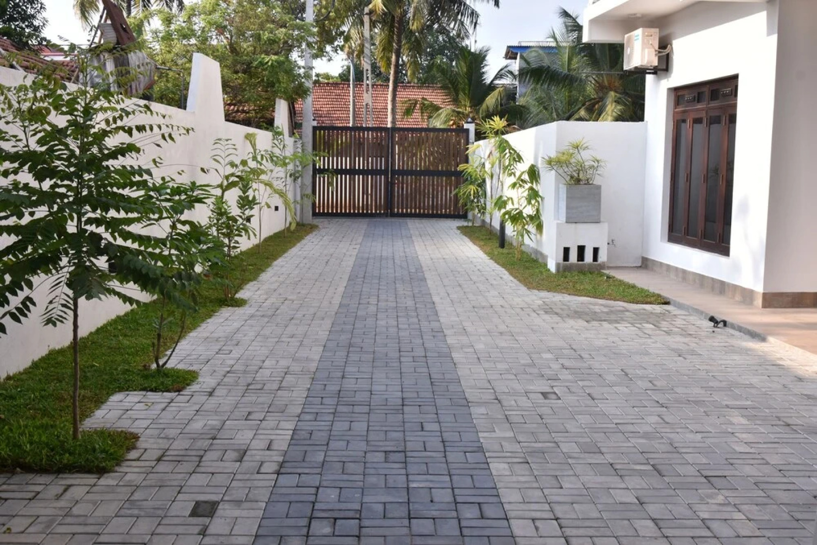 Aurora Four Seasons Villa & Spa