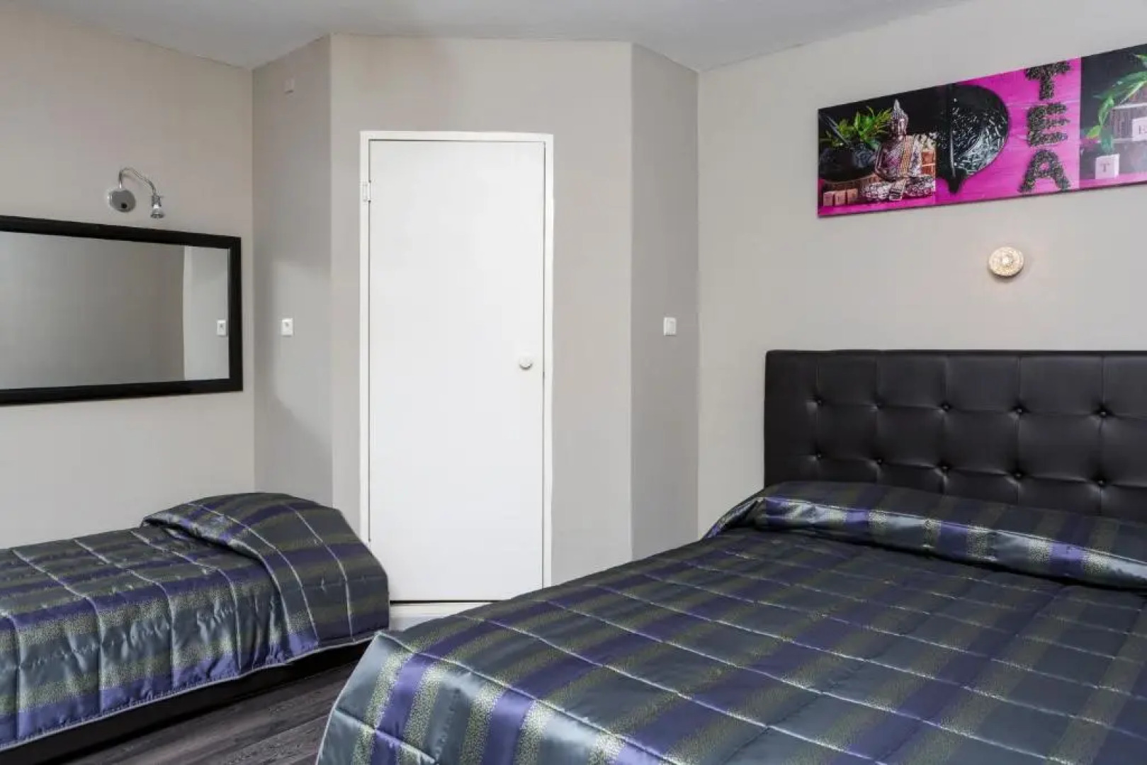 inital by balladins Lyon Chanas