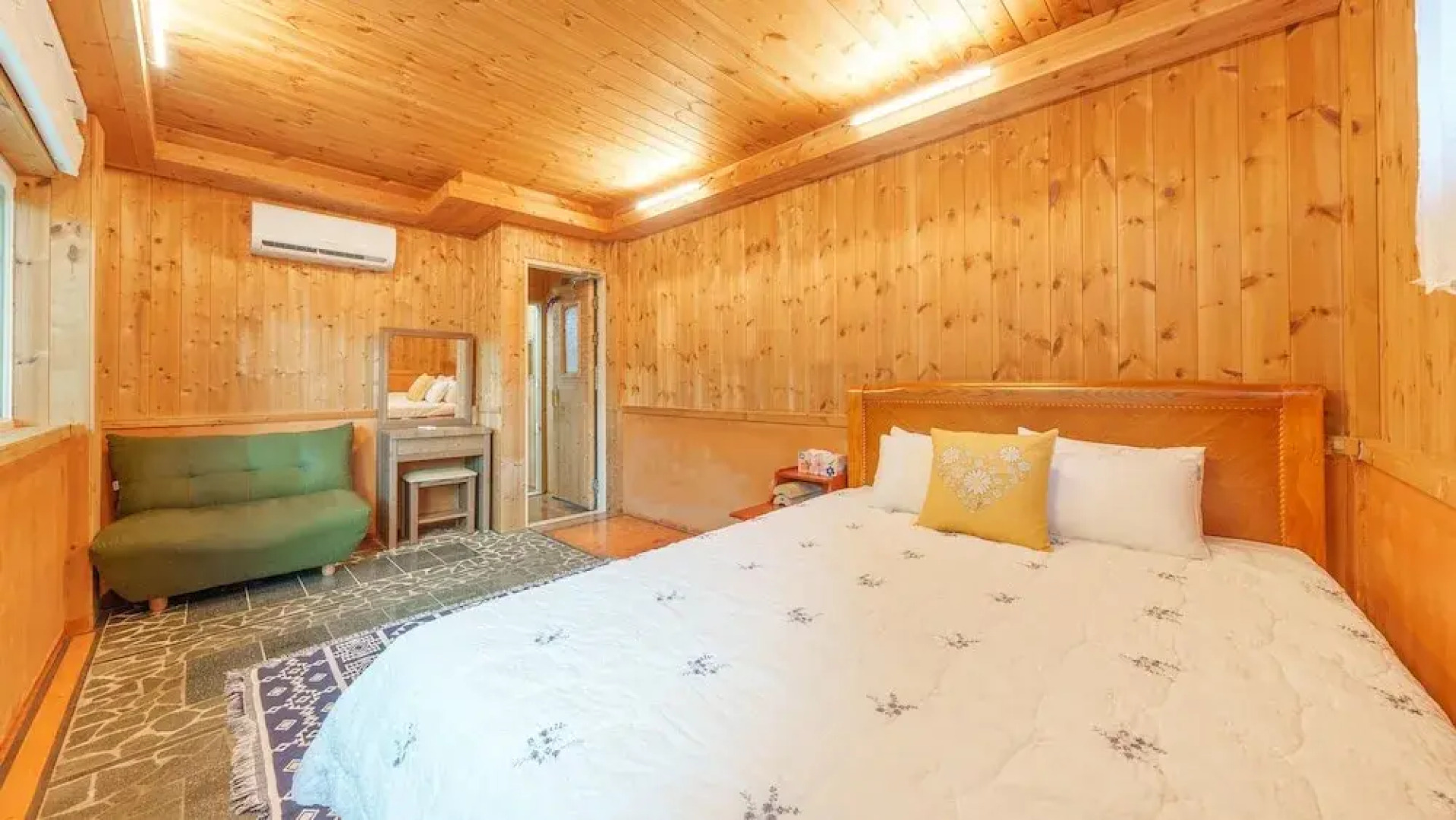 Gapyeong Myeonyeokgongbang Private Villa