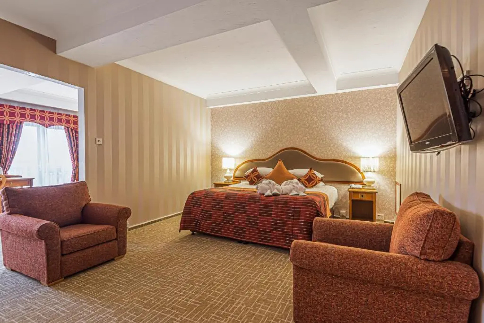 The Coppid Beech Hotel