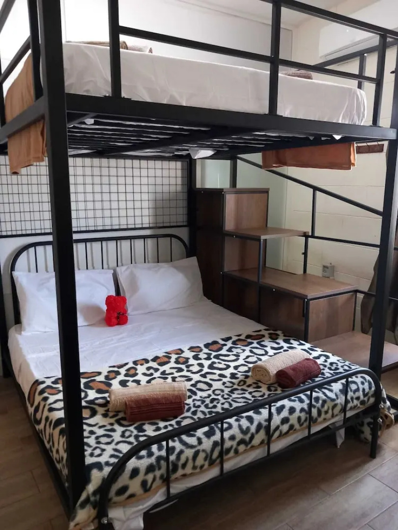 Jessica flat B&B in holiday and business