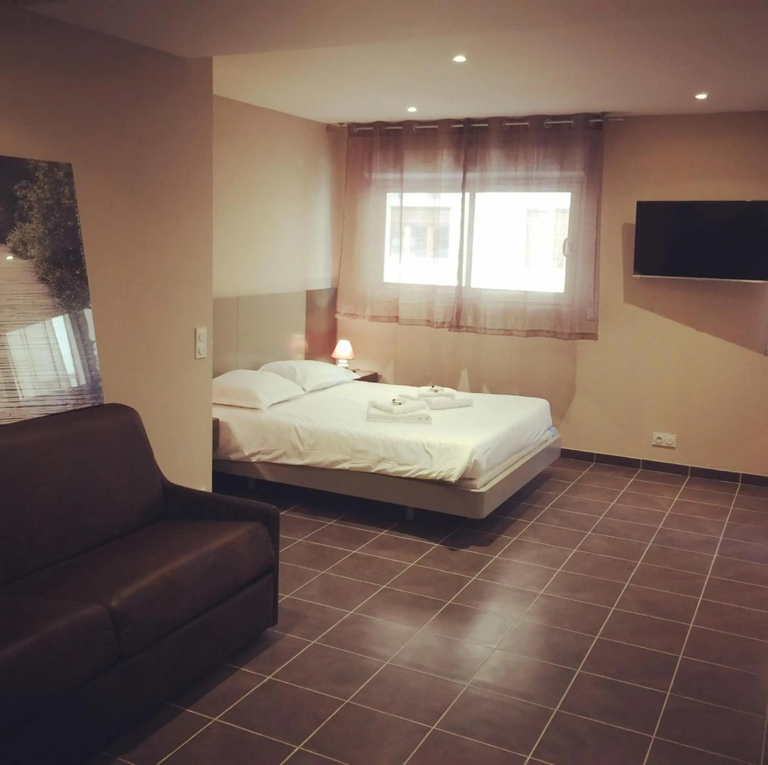 Villa Serafina Apartments