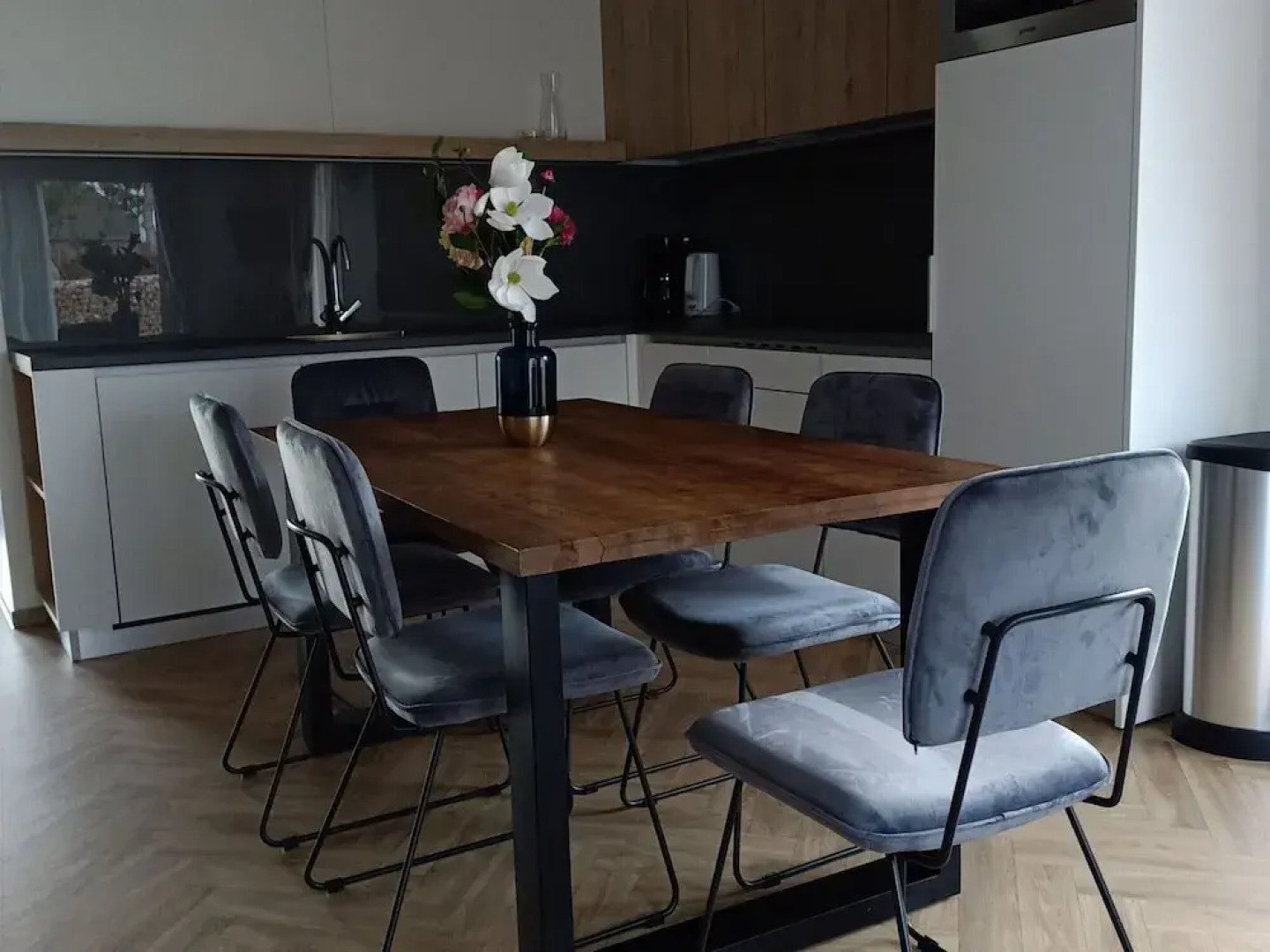 Nice Chalet With Dishwasher, Maastricht at 9 km