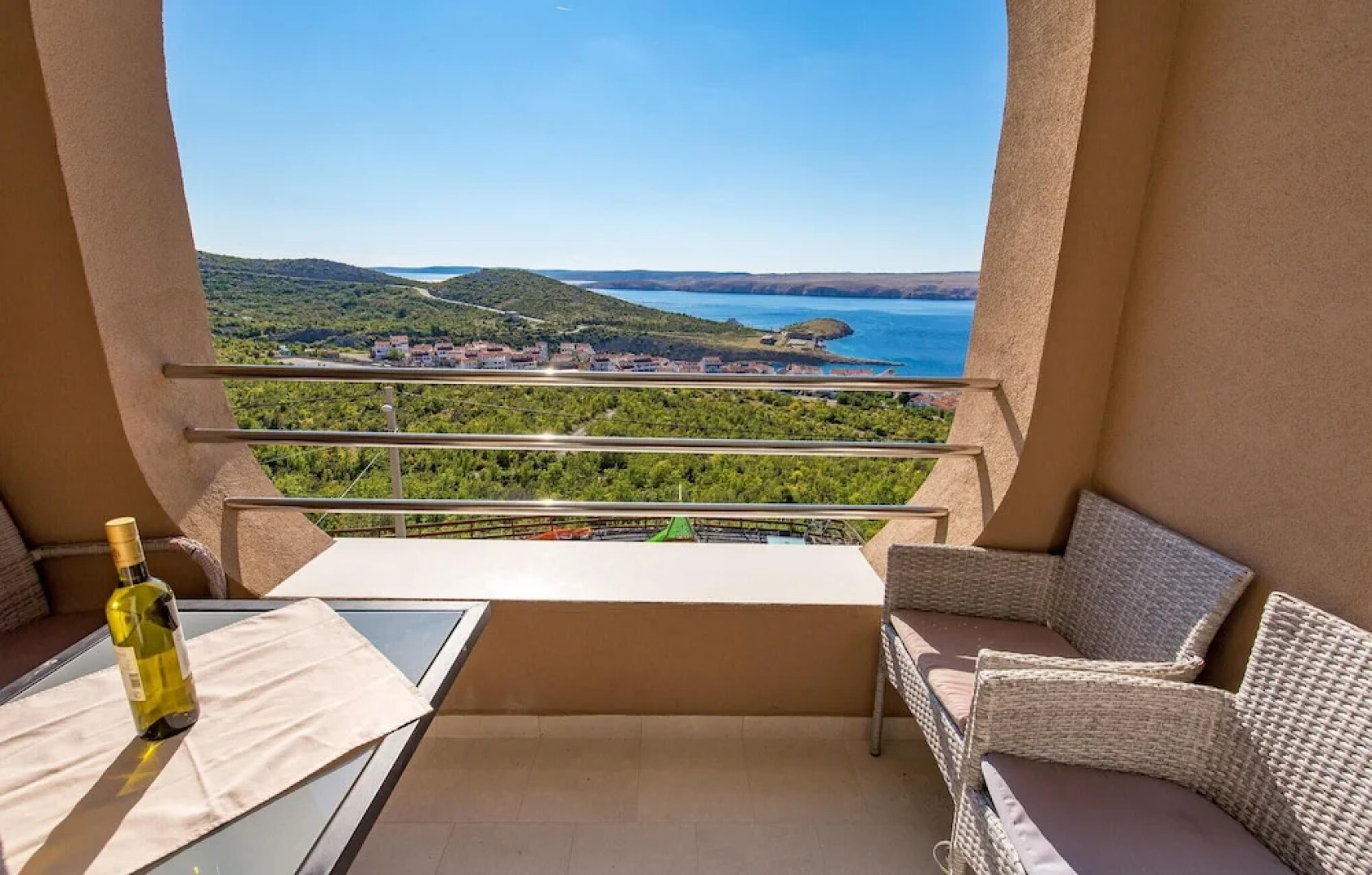 Awesome Home in Stinica With Sauna, Wifi and 6 Bedrooms