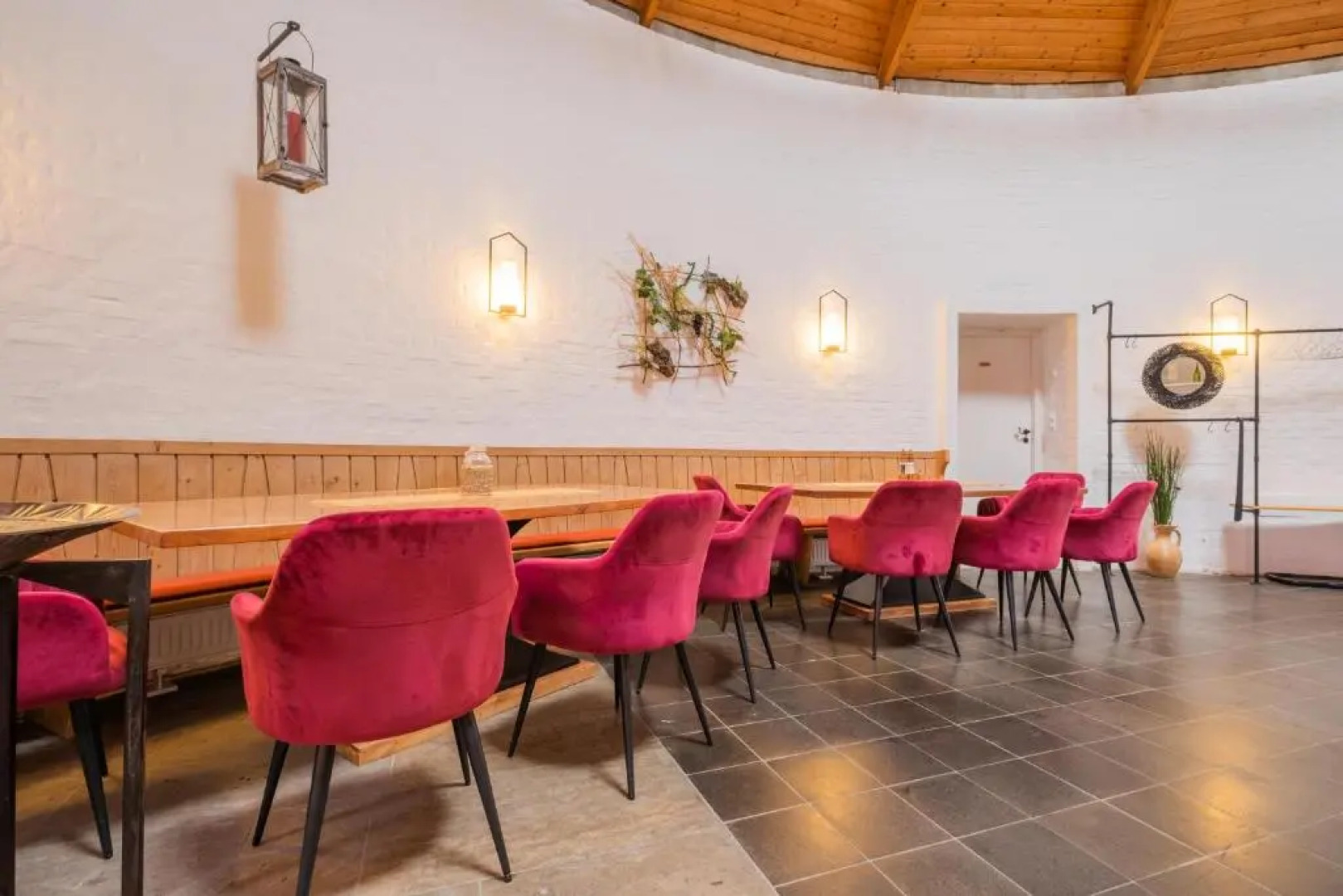 dreamcation - Ehemalige Kirche & Pfarrerwohnung, 3D-Tour, Terrasse, Garten, BBQ