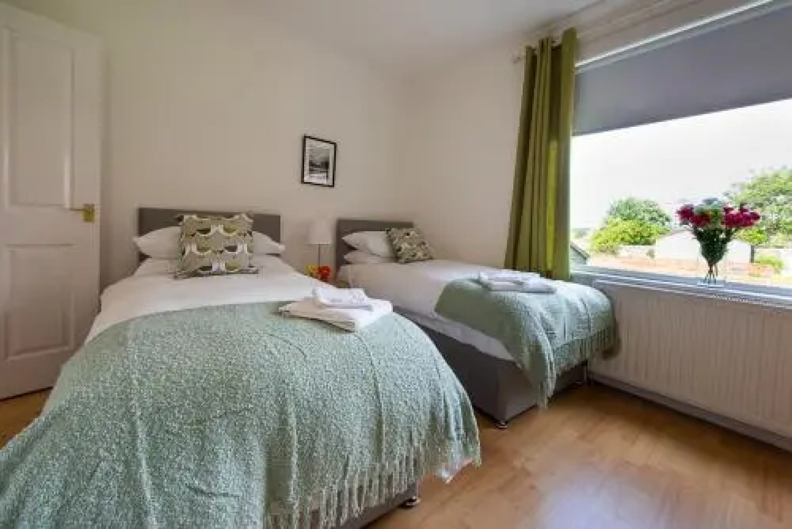 Hls Ashgrove Apartment