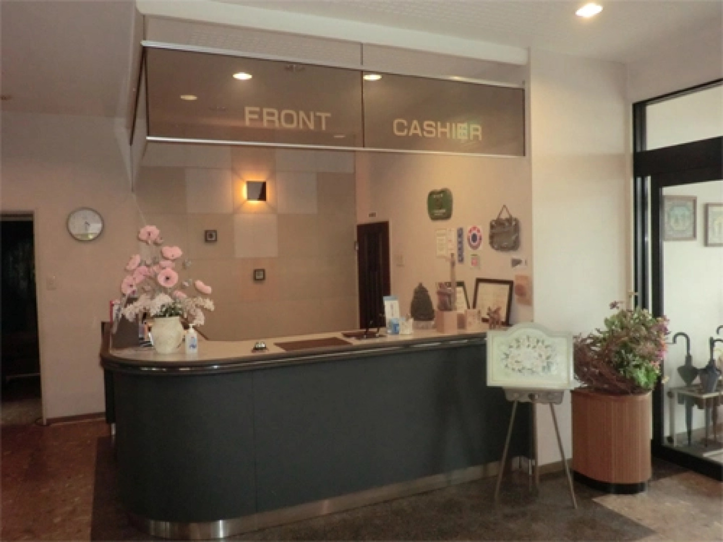 Shari Central Hotel