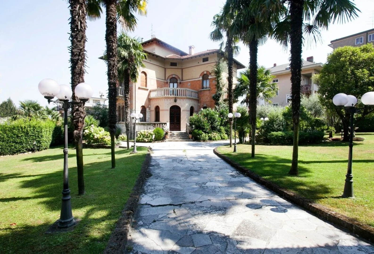 Villa Larissa