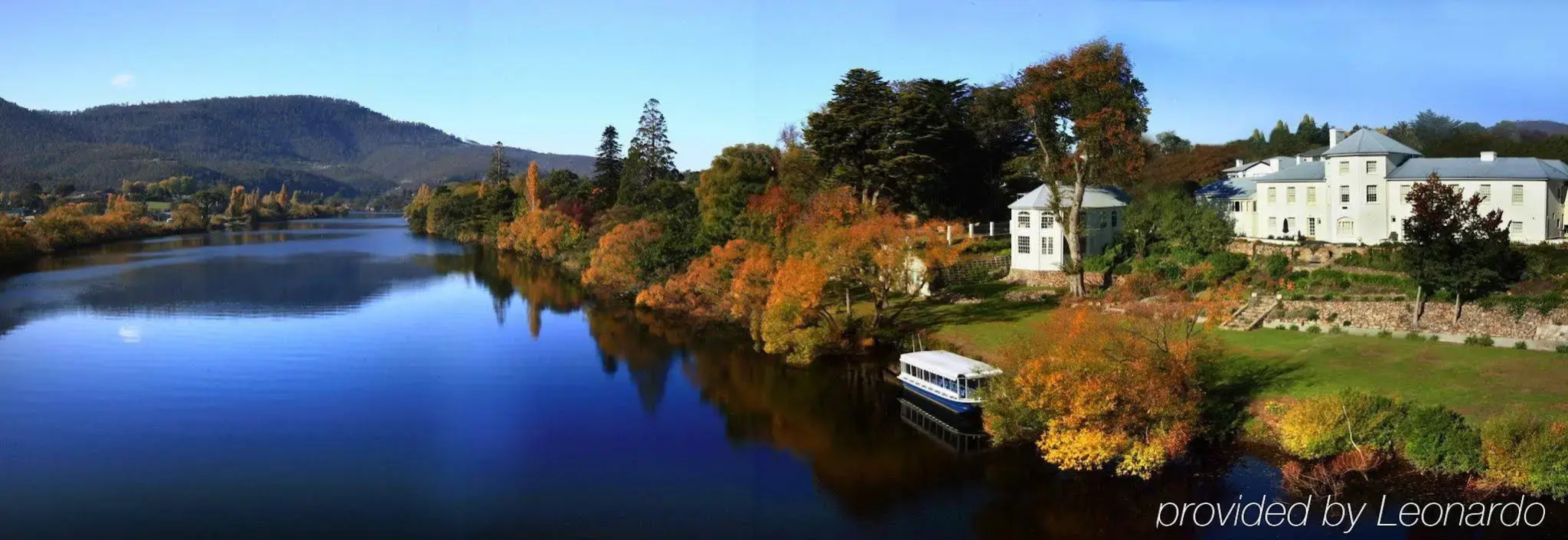 The Woodbridge Waterfront Rooms.
