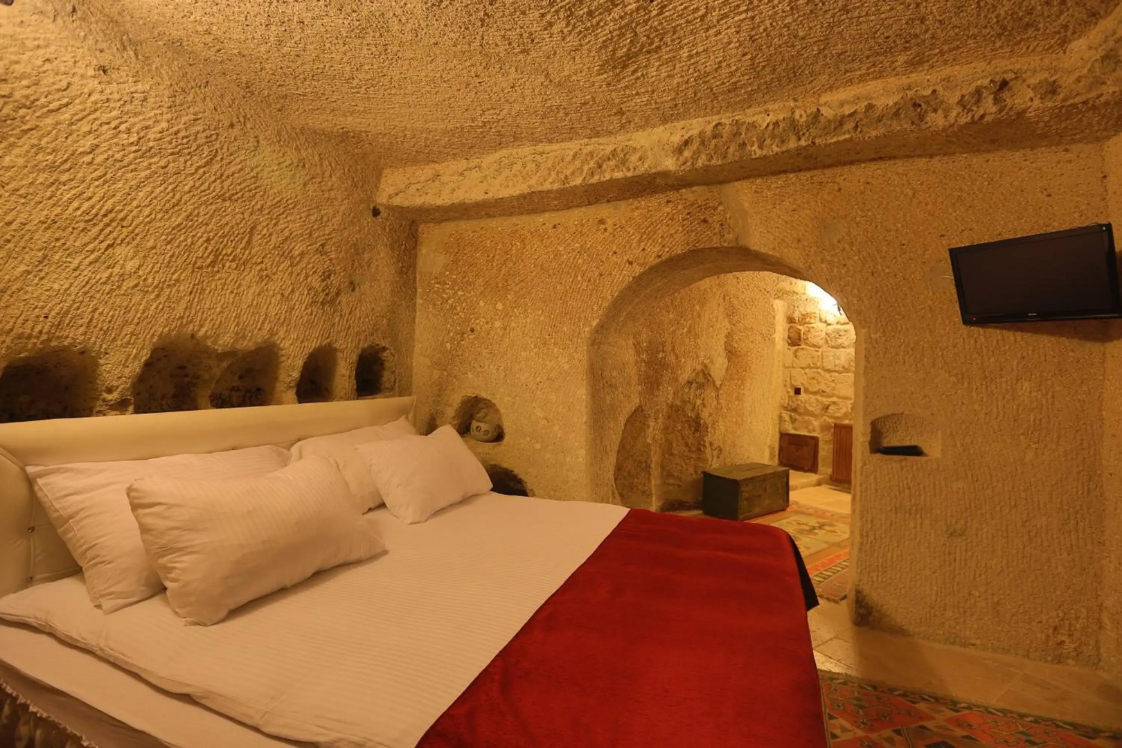 Grand Cave Suites
