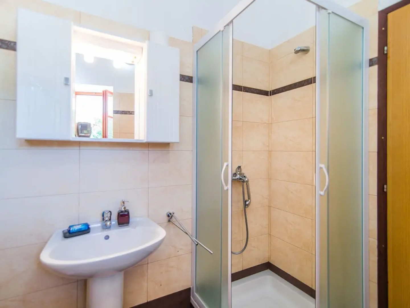 Stone House with Private Pool And Garden in Quiet Place