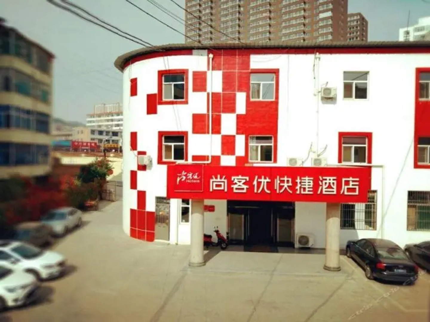 Thank Inn Plus Hotel lvliang Lin County Taihe North Road