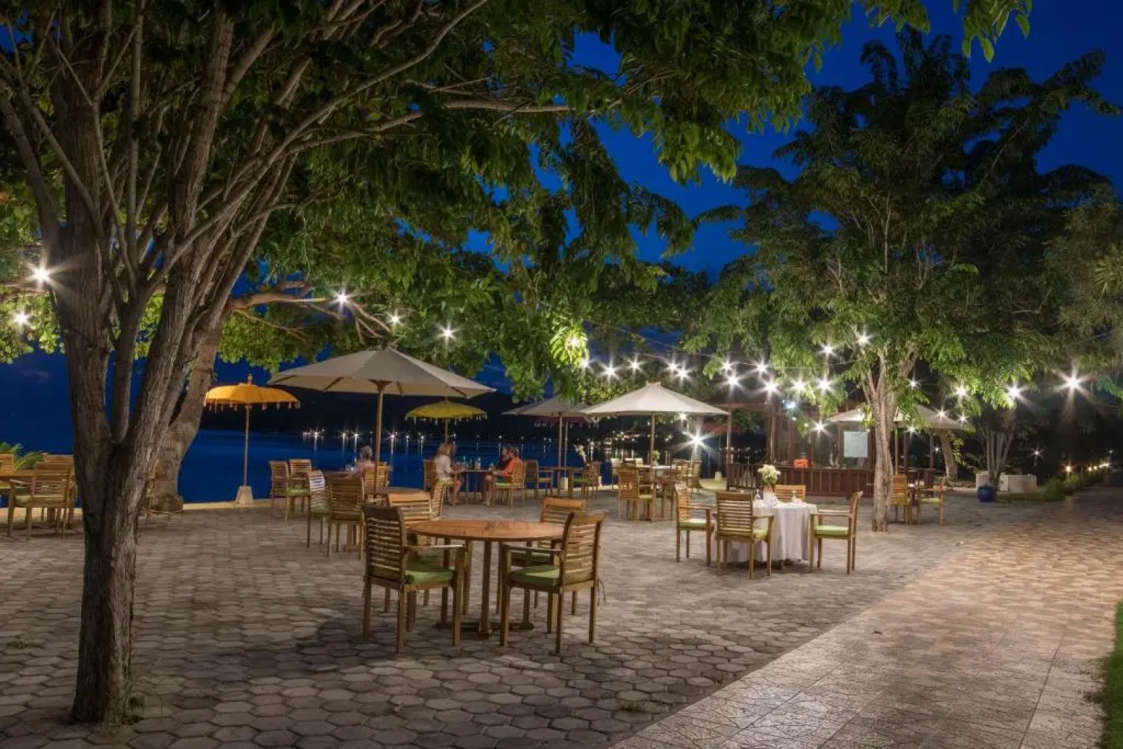 Sylvia Resort Komodo Labuan Bajo