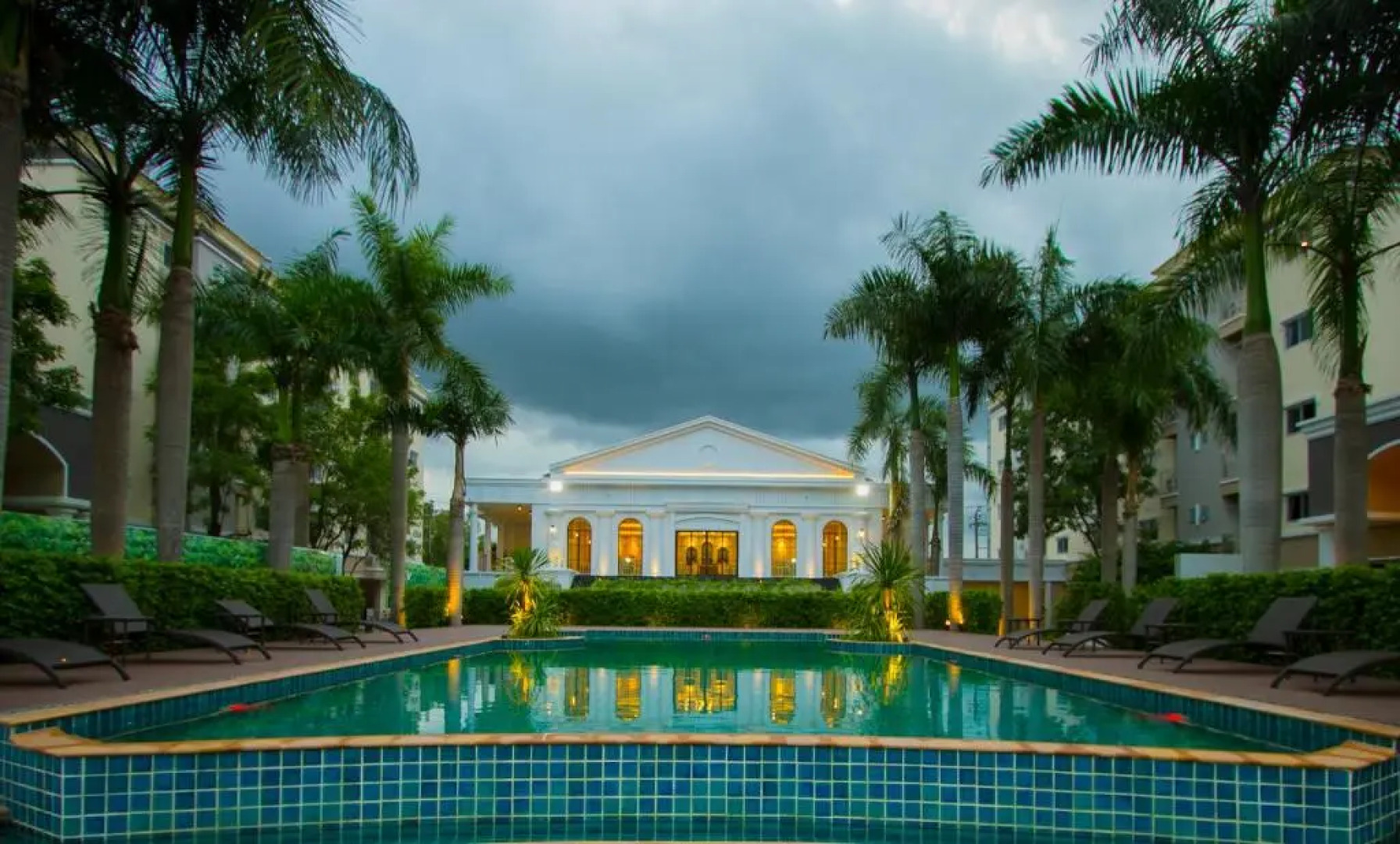 The Green View Hotel