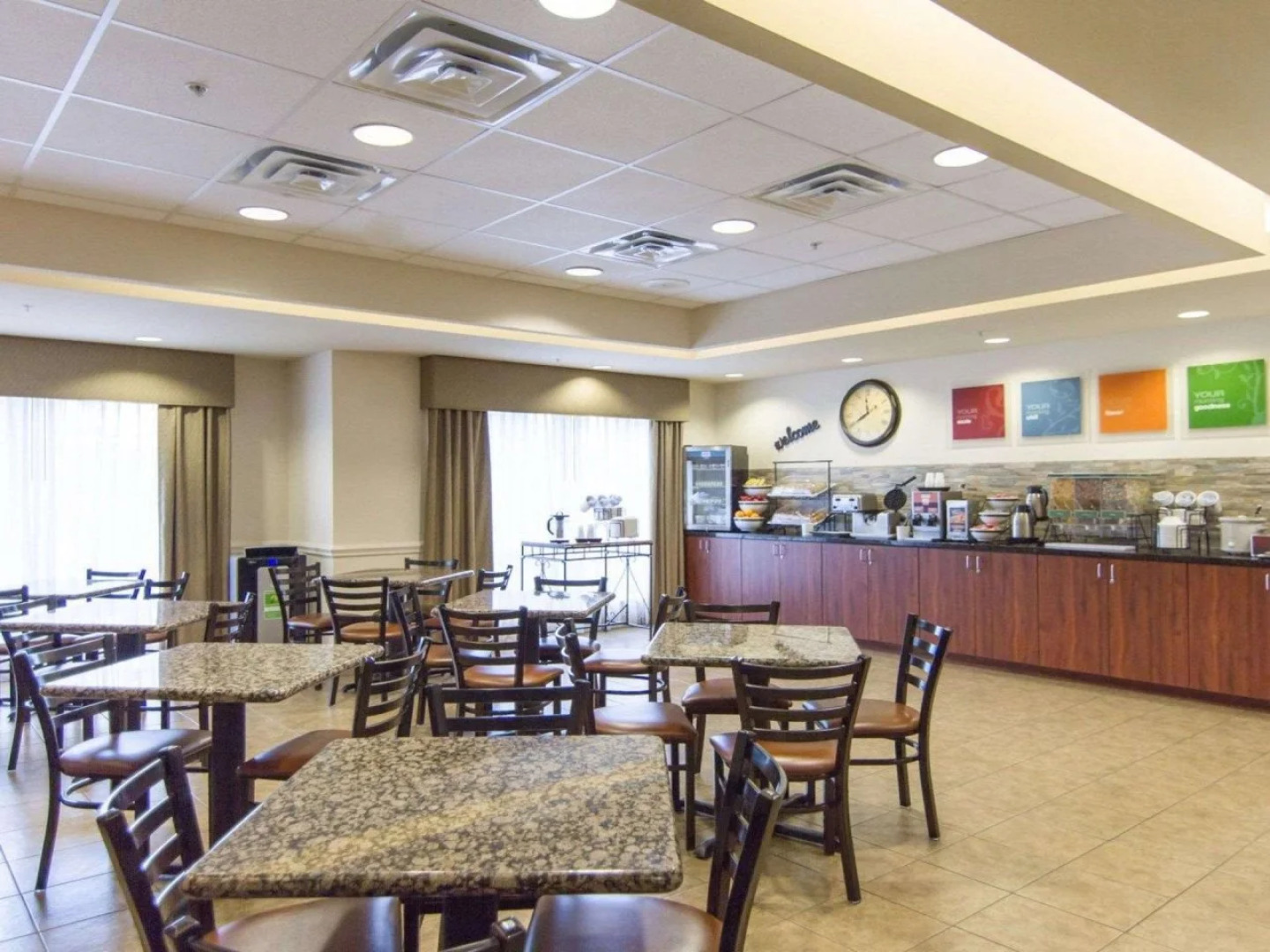Comfort Inn & Suites Fort Myers Airport