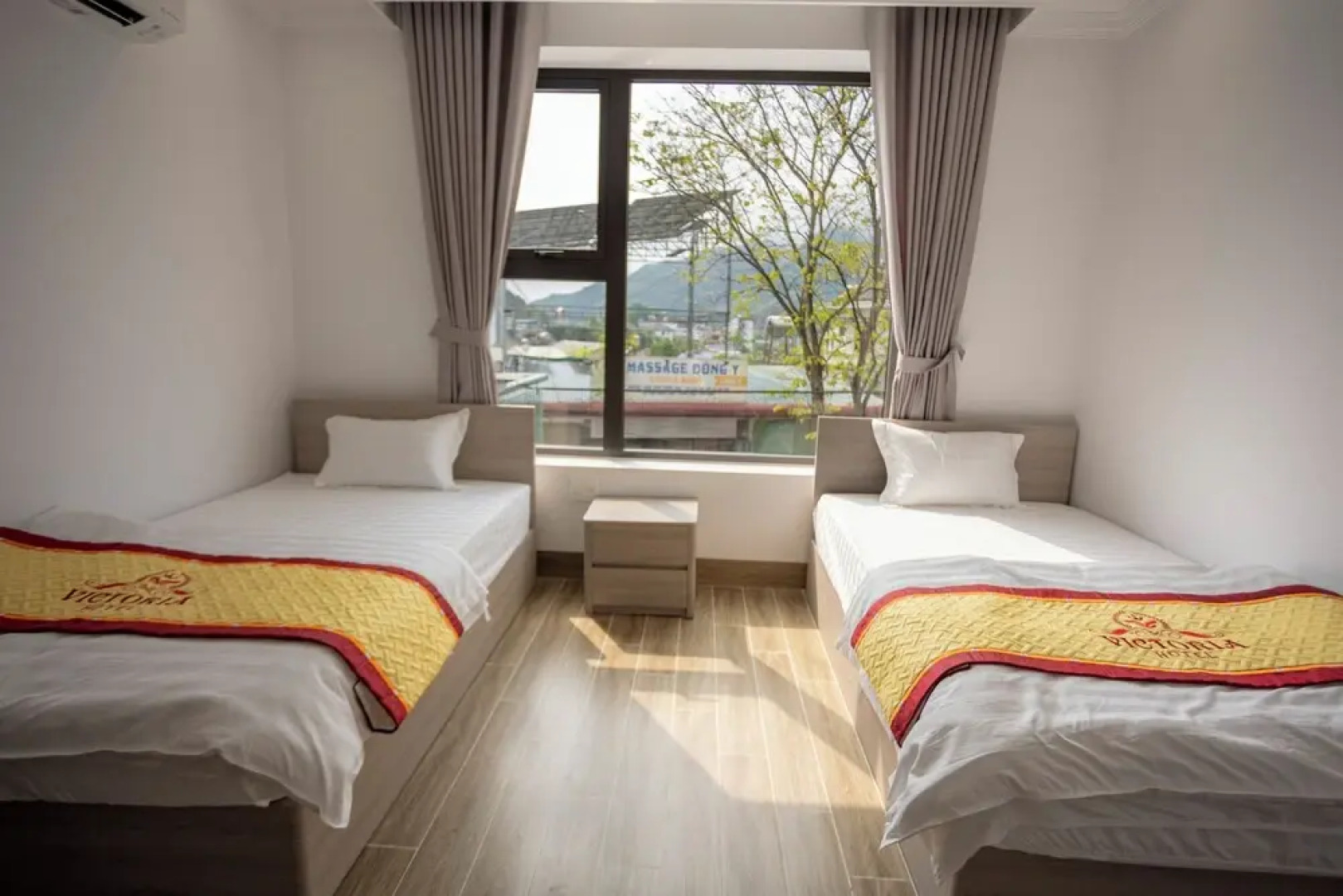 Victoria Hotel MC - by BAY LUXURY