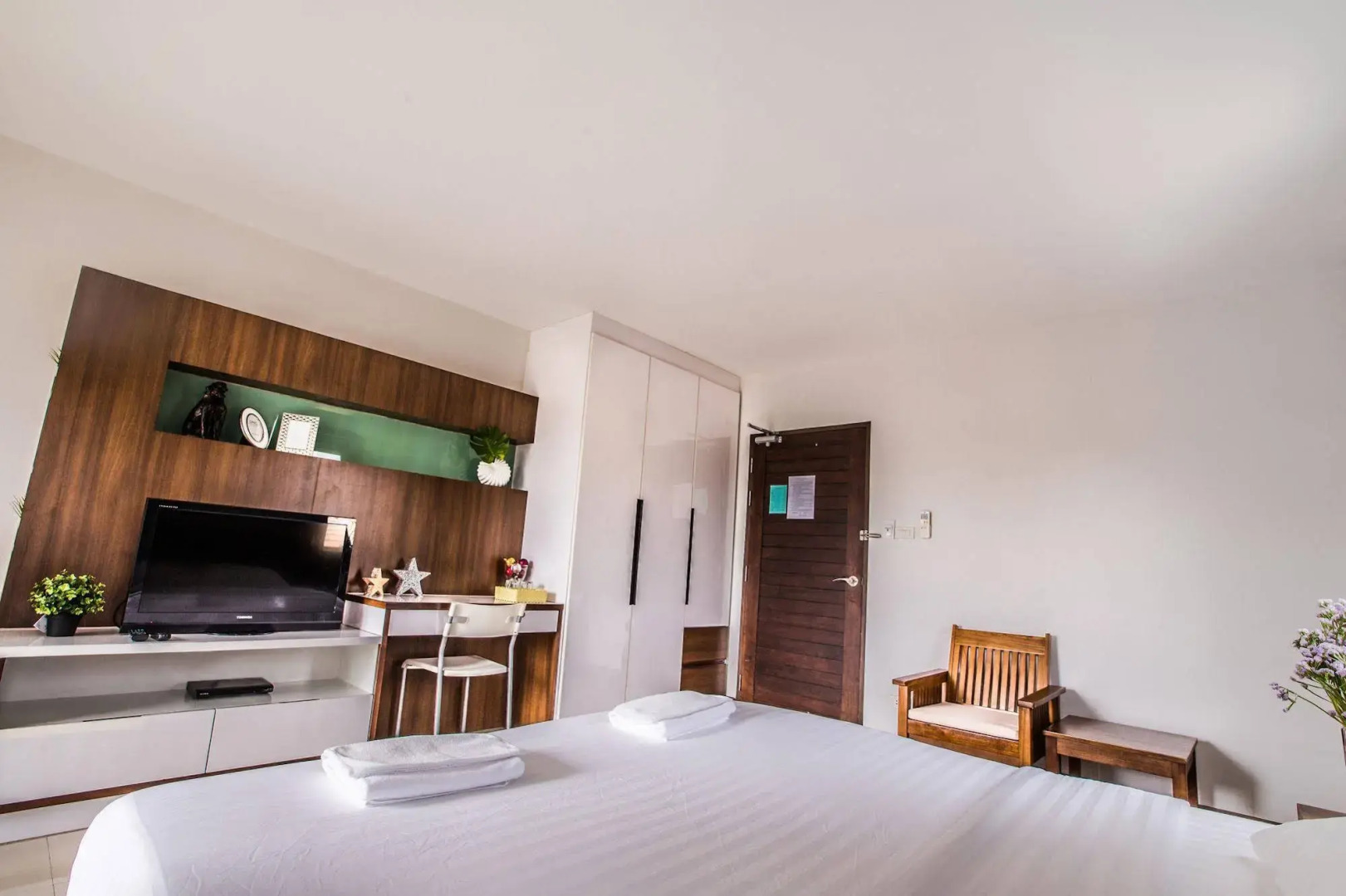 Central Place Serviced Apartment