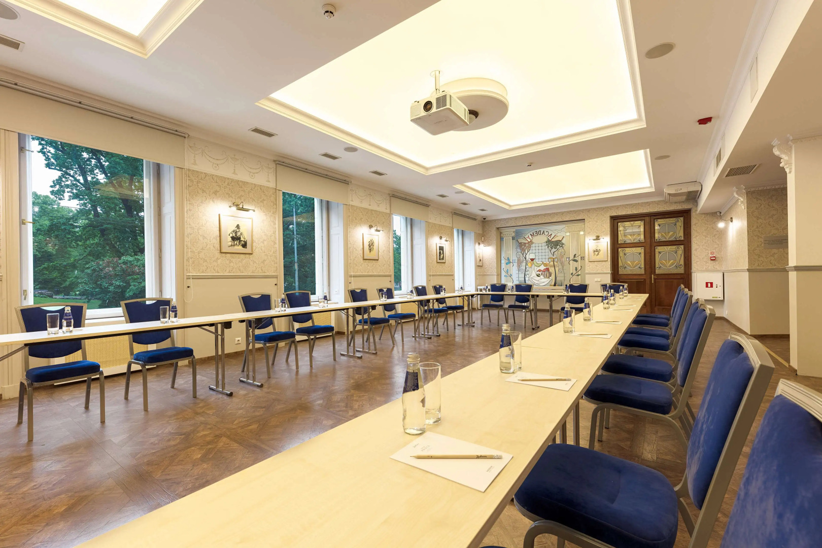 Отель Radisson Hotel Old Town Riga