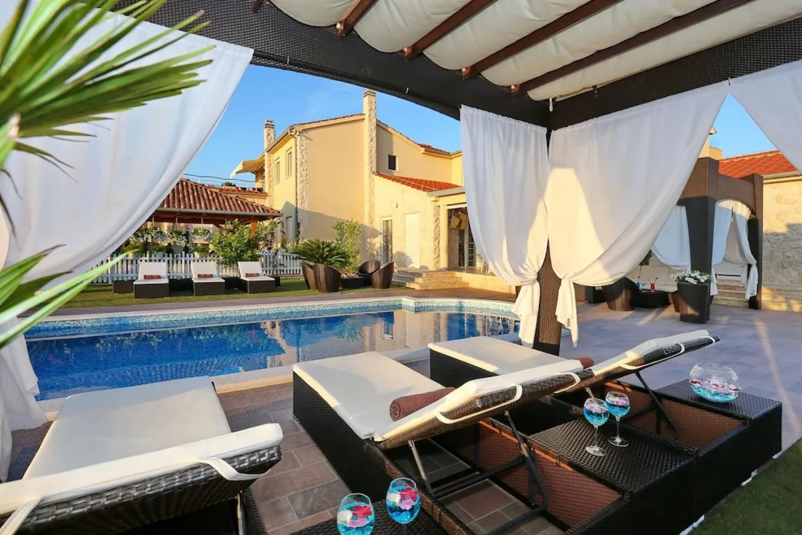 Villa With 4 Bedrooms in Vir, With Wonderful sea View, Private Pool, Furnished Terrace Near the Beach