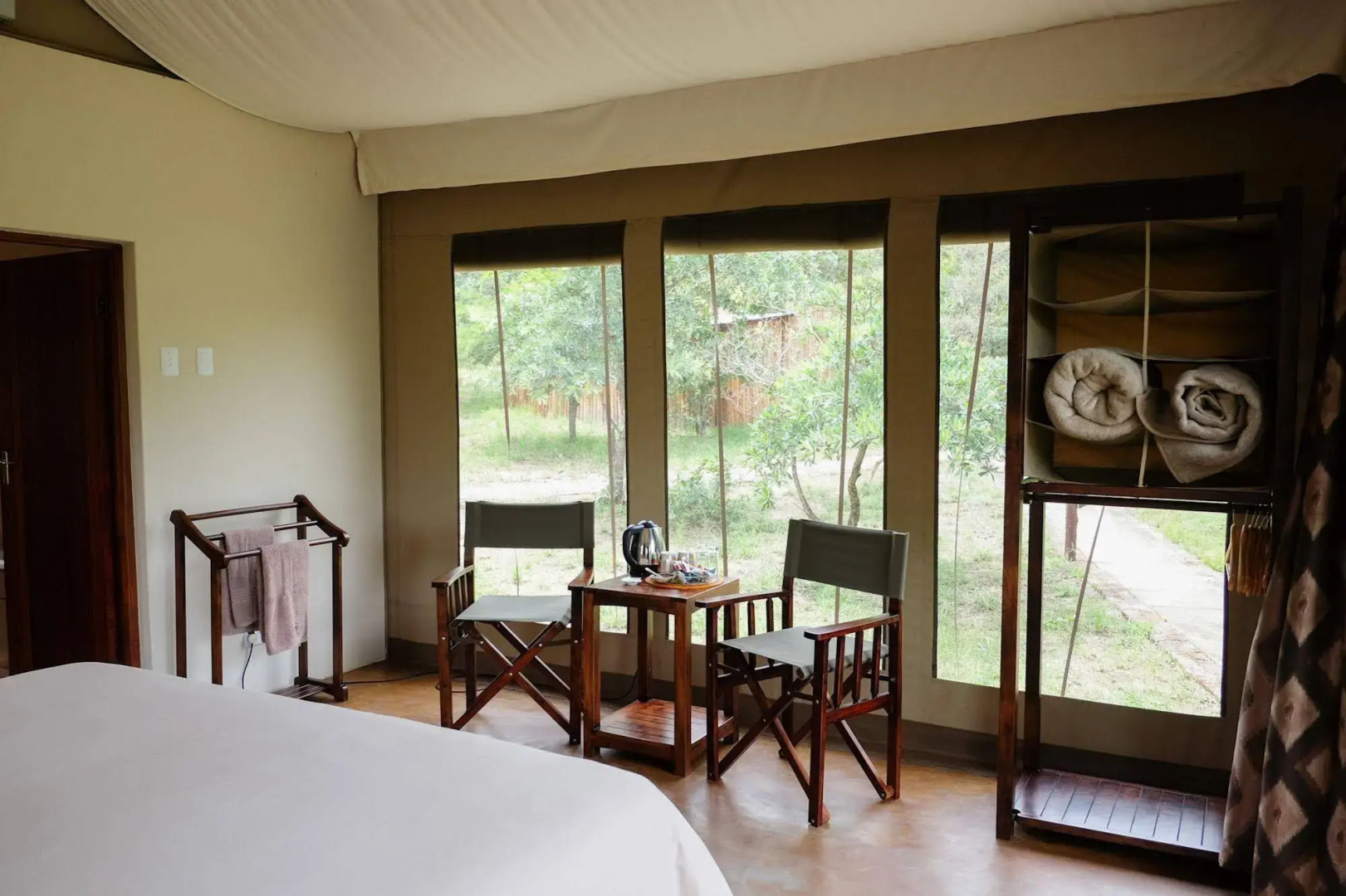 Cheetah Paw Eco Lodge