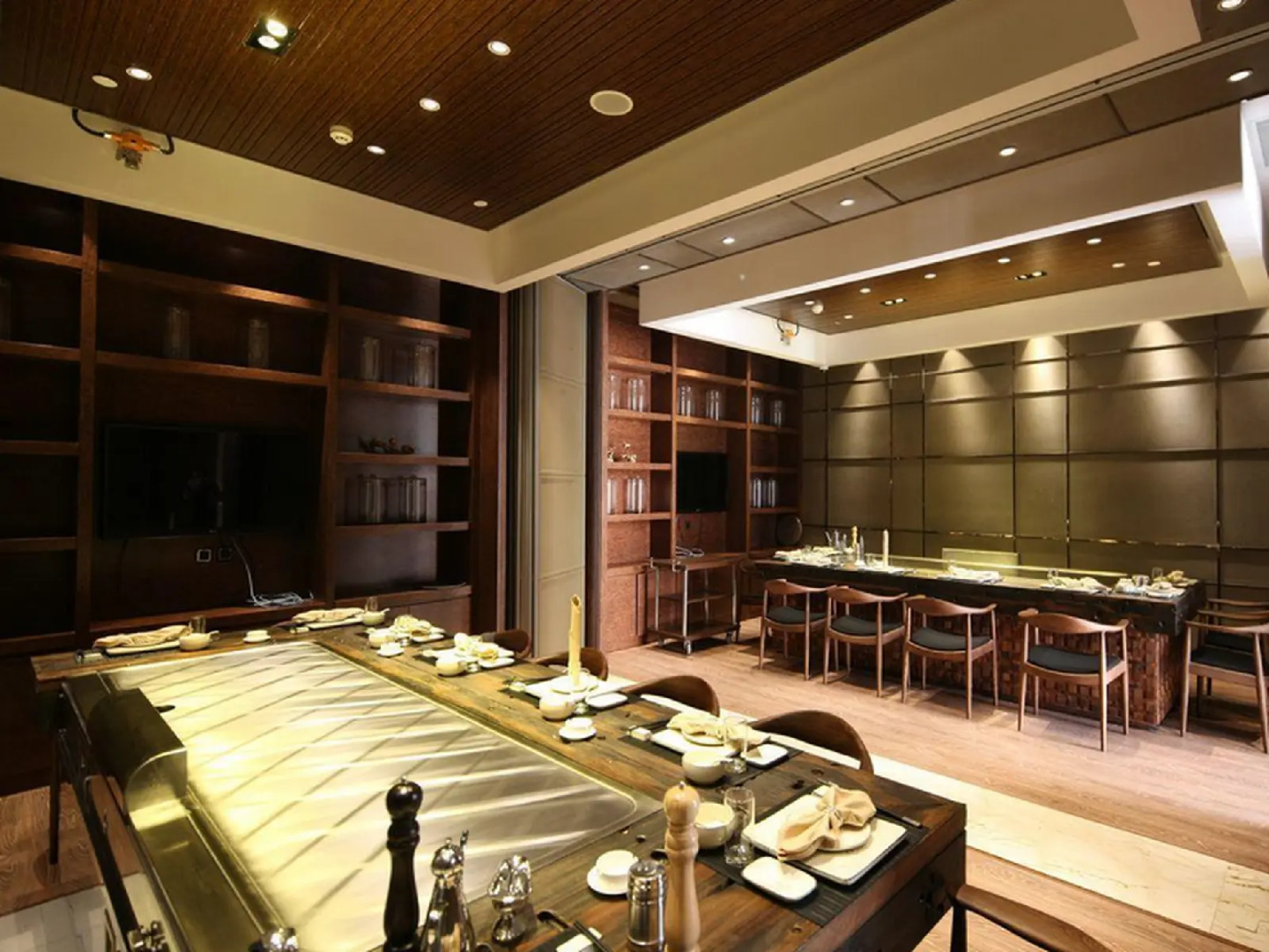 Top Elites City Resort Spa Hotel