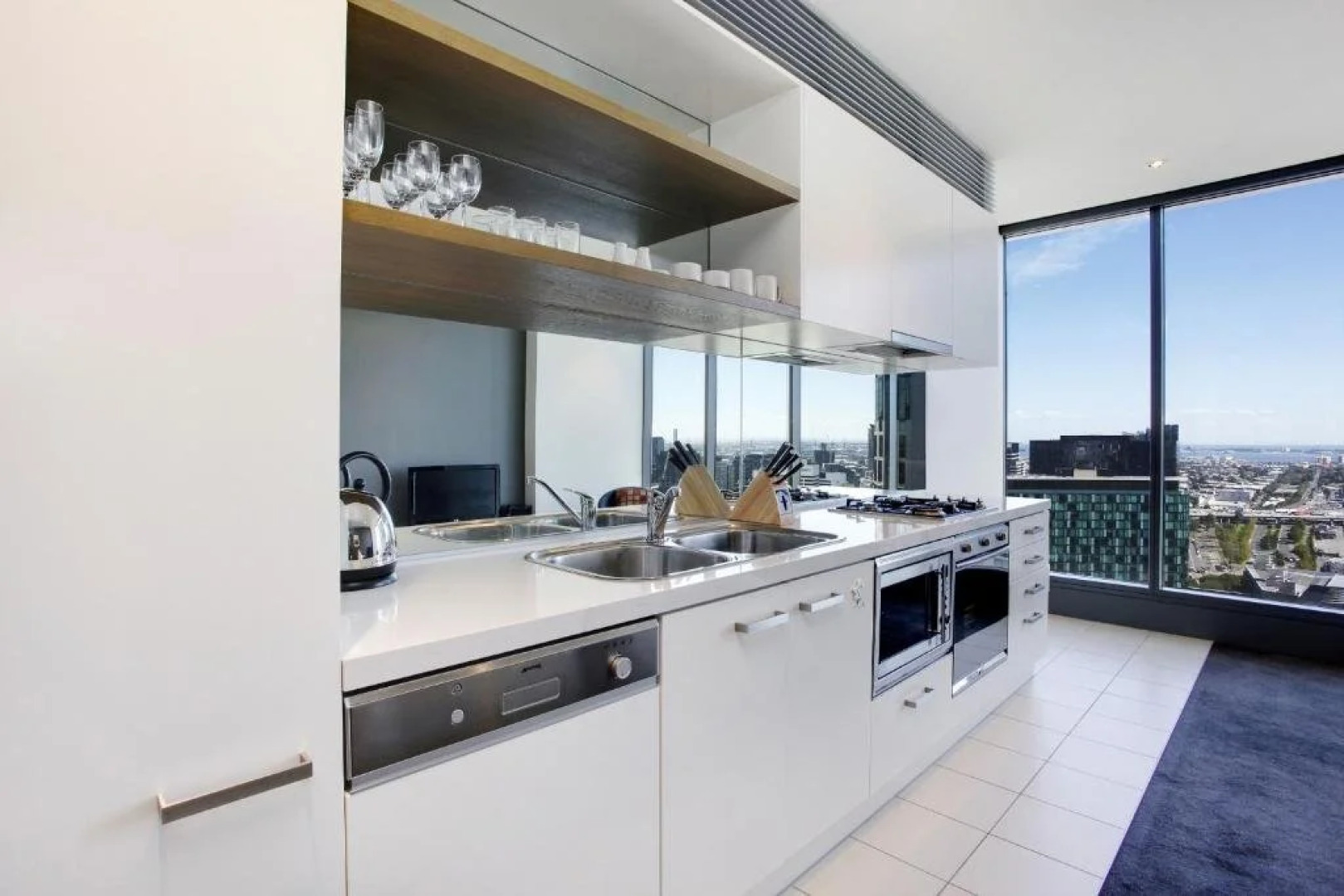 Platinum Apartments at Freshwater