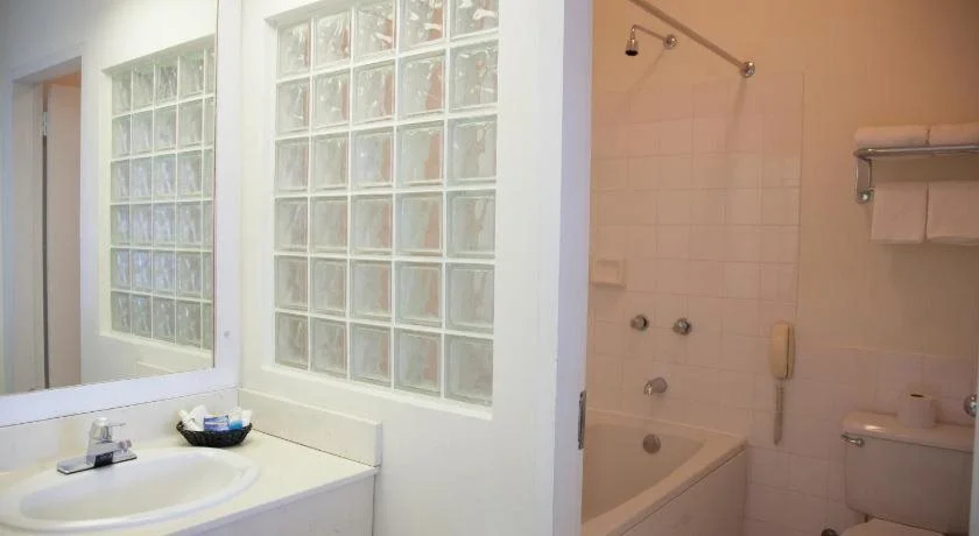 Grand View Beach Hotel