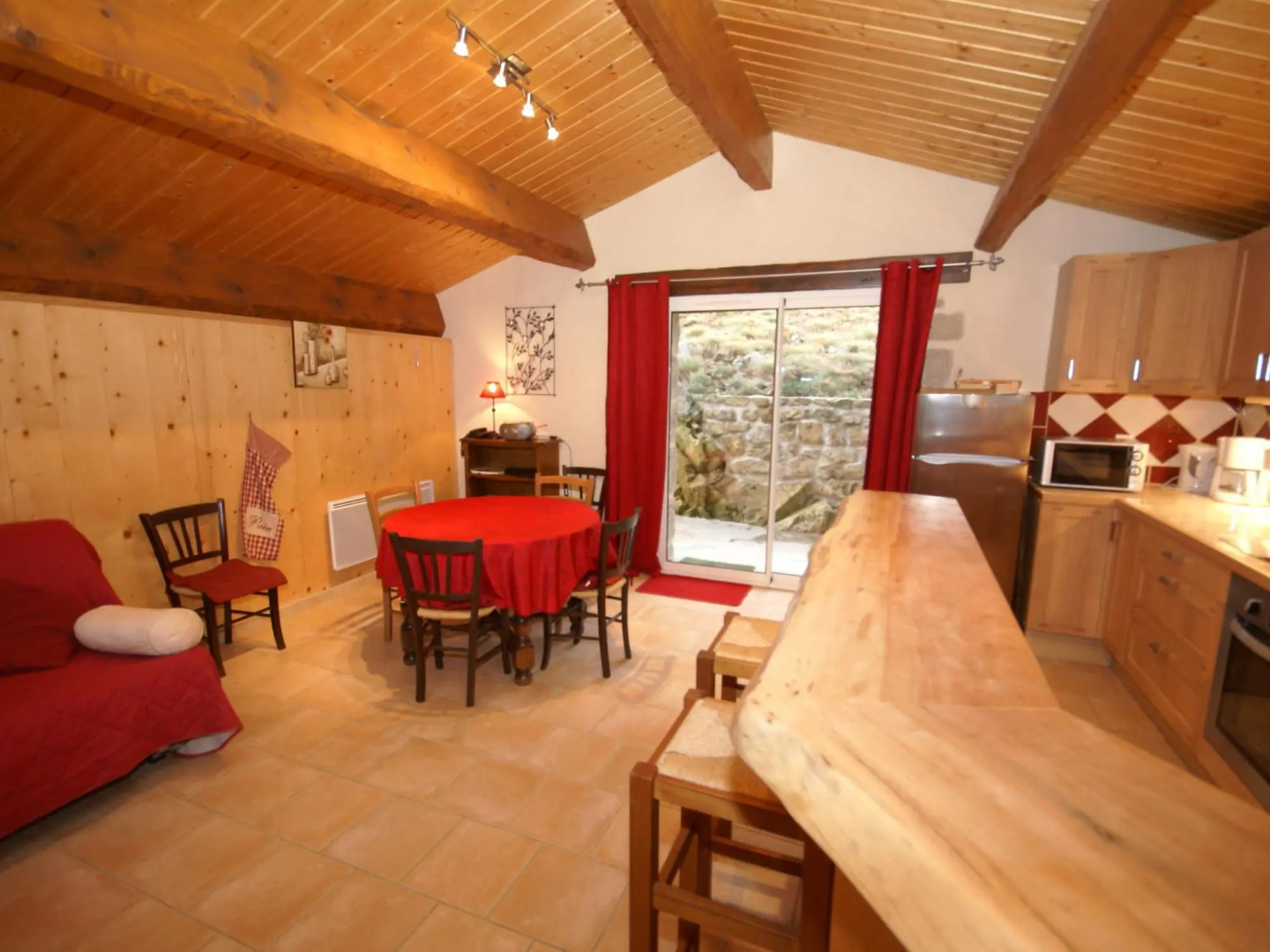 Stunning, Detached Holiday Home on a Hill With Phenomenal Views