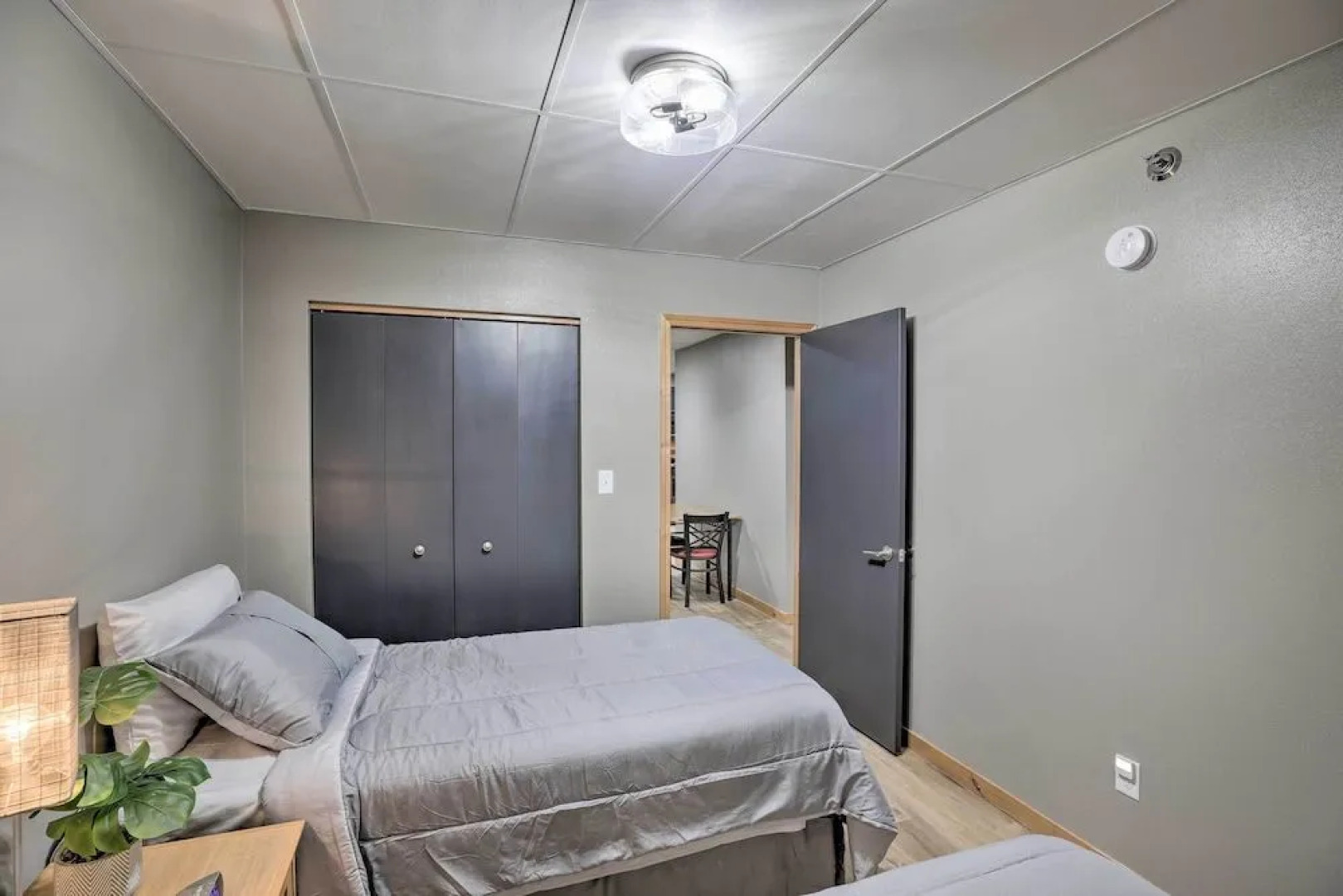 Modern Yankton Apartment Near Riverside Park!