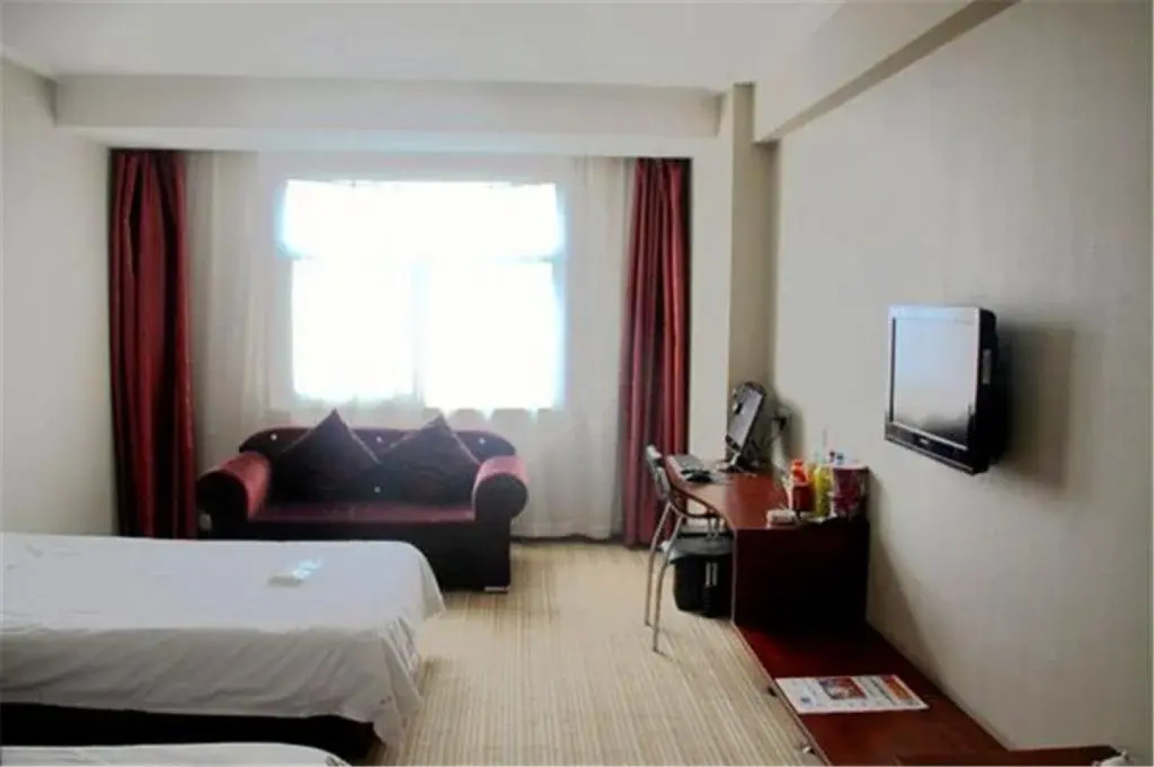 Yinchuan Wangyuan Express Hotel Lanhuahua South Railway Station Branch