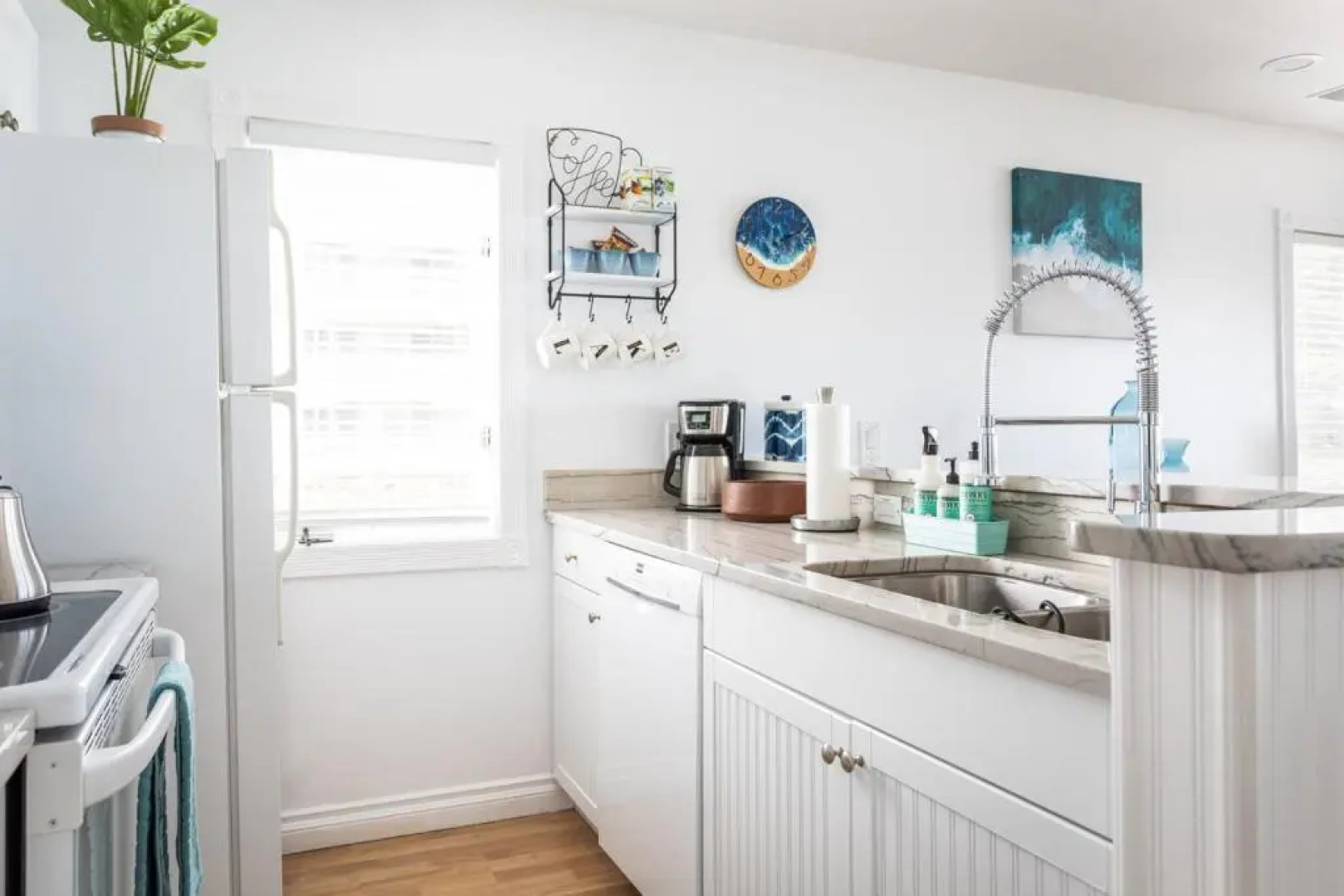 New Listing Beach Bliss 211! Stunning bay view