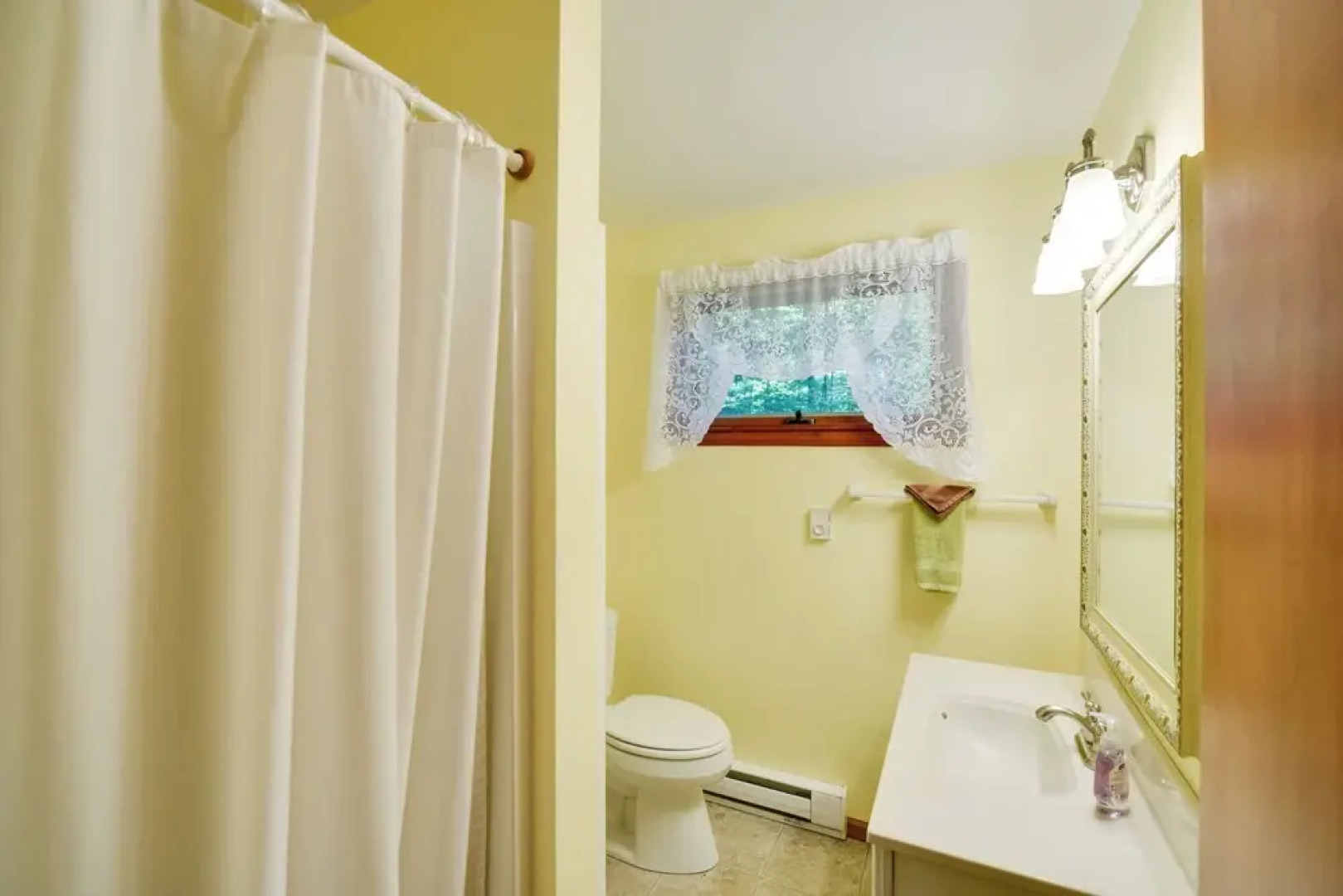 'cherry Cottage' - Walk to Peninsula State Park!