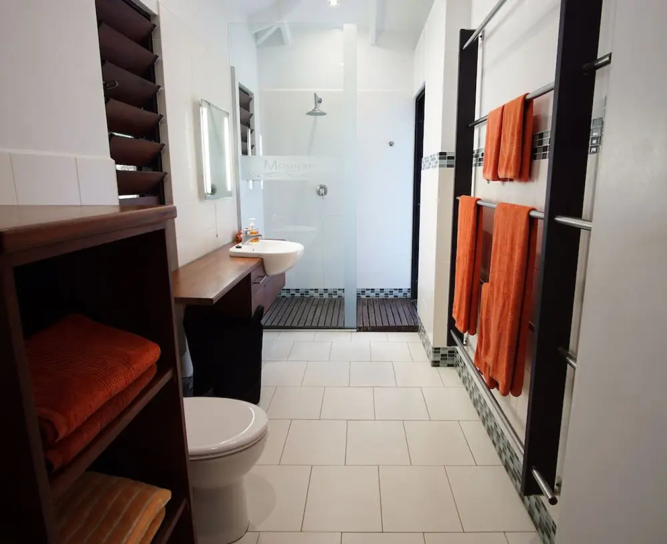 Barrier Beach Resort - Adults Only