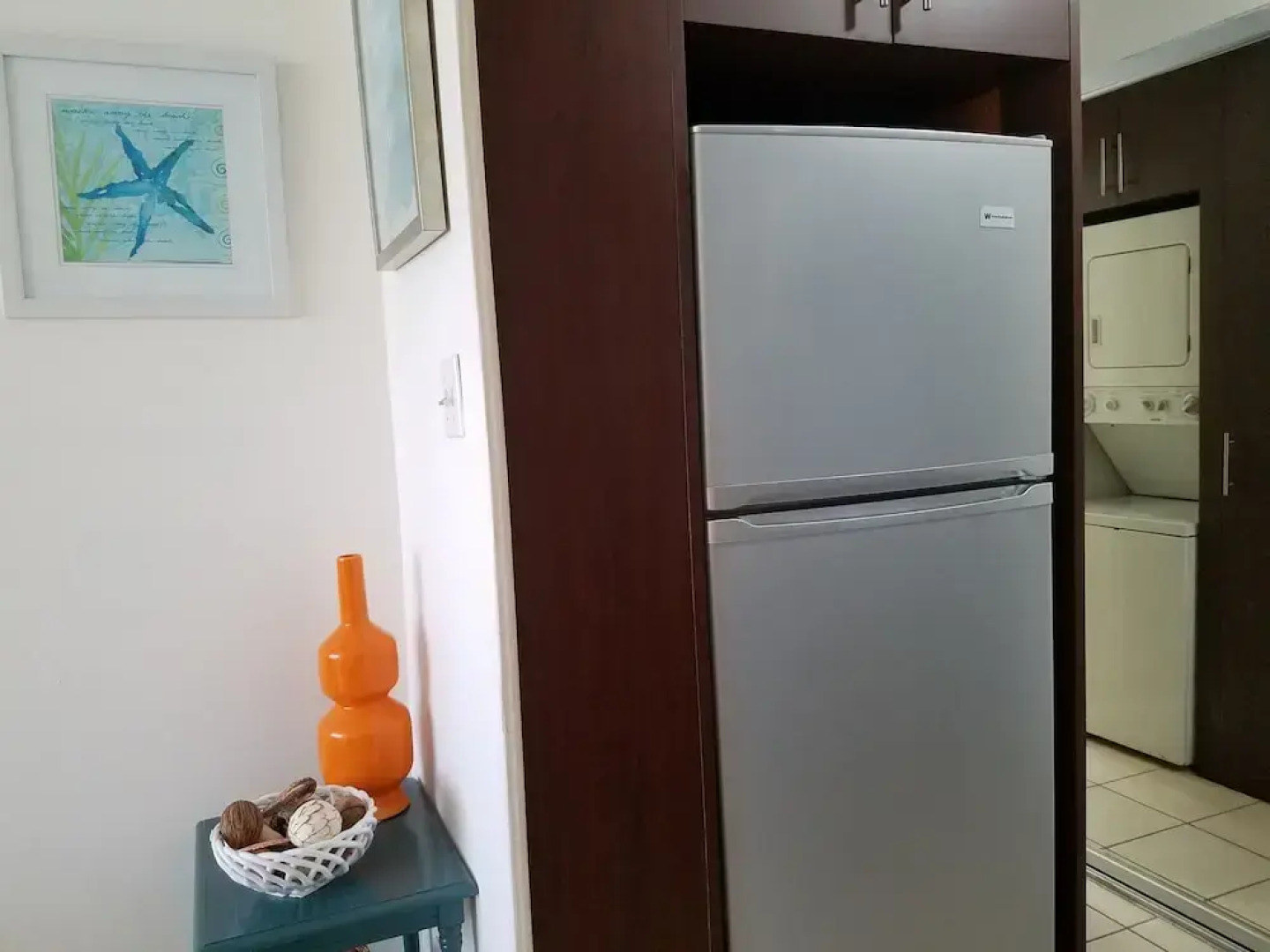 Beachfront Coral Beach Condo 305